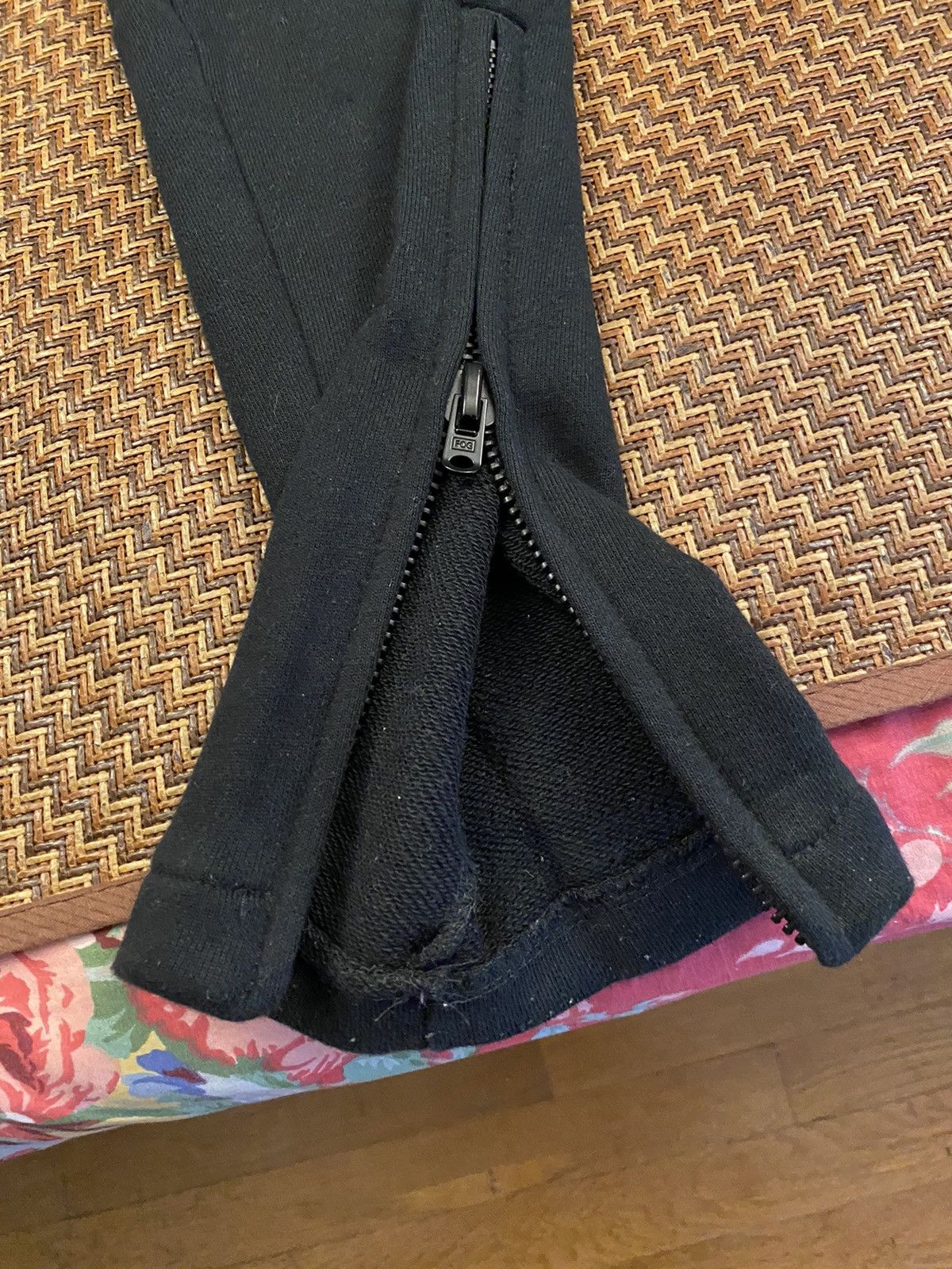 Fear of God Fear of God Essentials Skinny Sweatpants Size US 34 / EU 50 - 4 Thumbnail