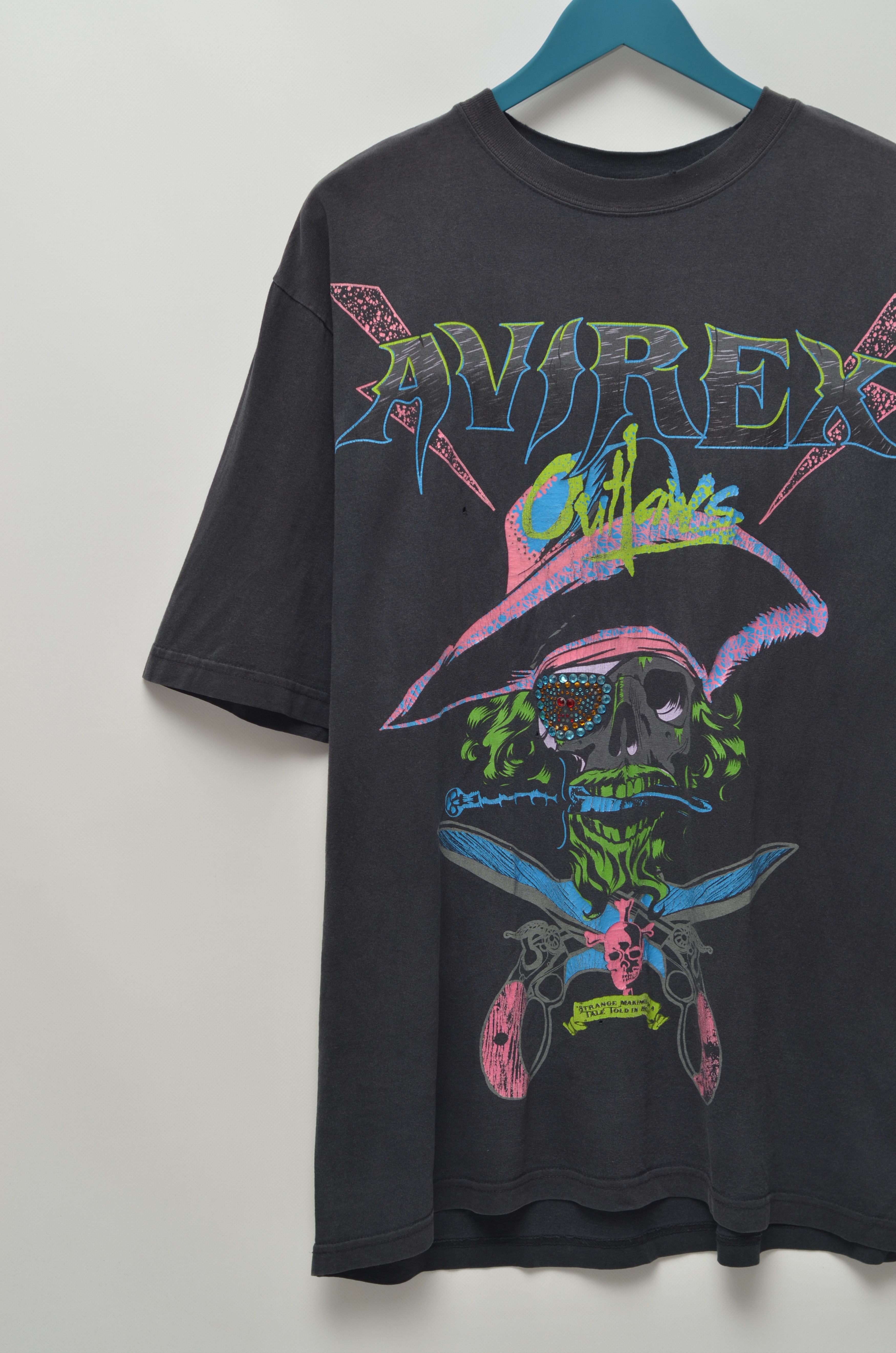 AVIREX Vintage Big Pirate Print Tee Shirt Made in Mexico