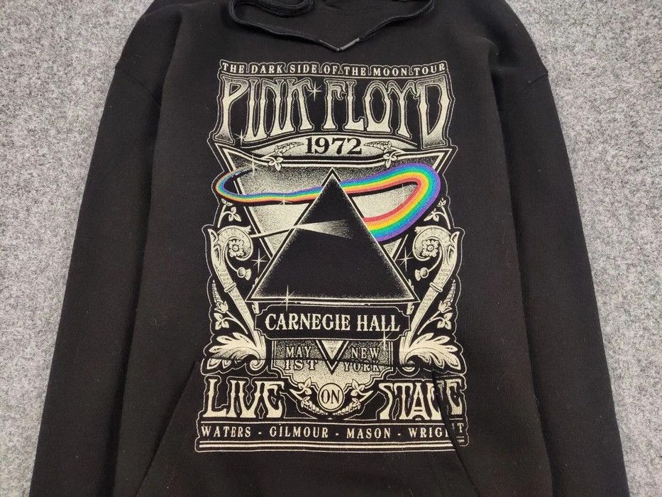 Pink Floyd Vintage Pink Floyd Carnegie Hall Posters Black Blank Hoodie Size US M / EU 48-50 / 2 - 8 Thumbnail