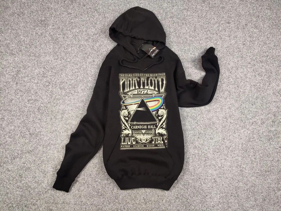 Pink Floyd Vintage Pink Floyd Carnegie Hall Posters Black Blank Hoodie Size US M / EU 48-50 / 2 - 6 Thumbnail