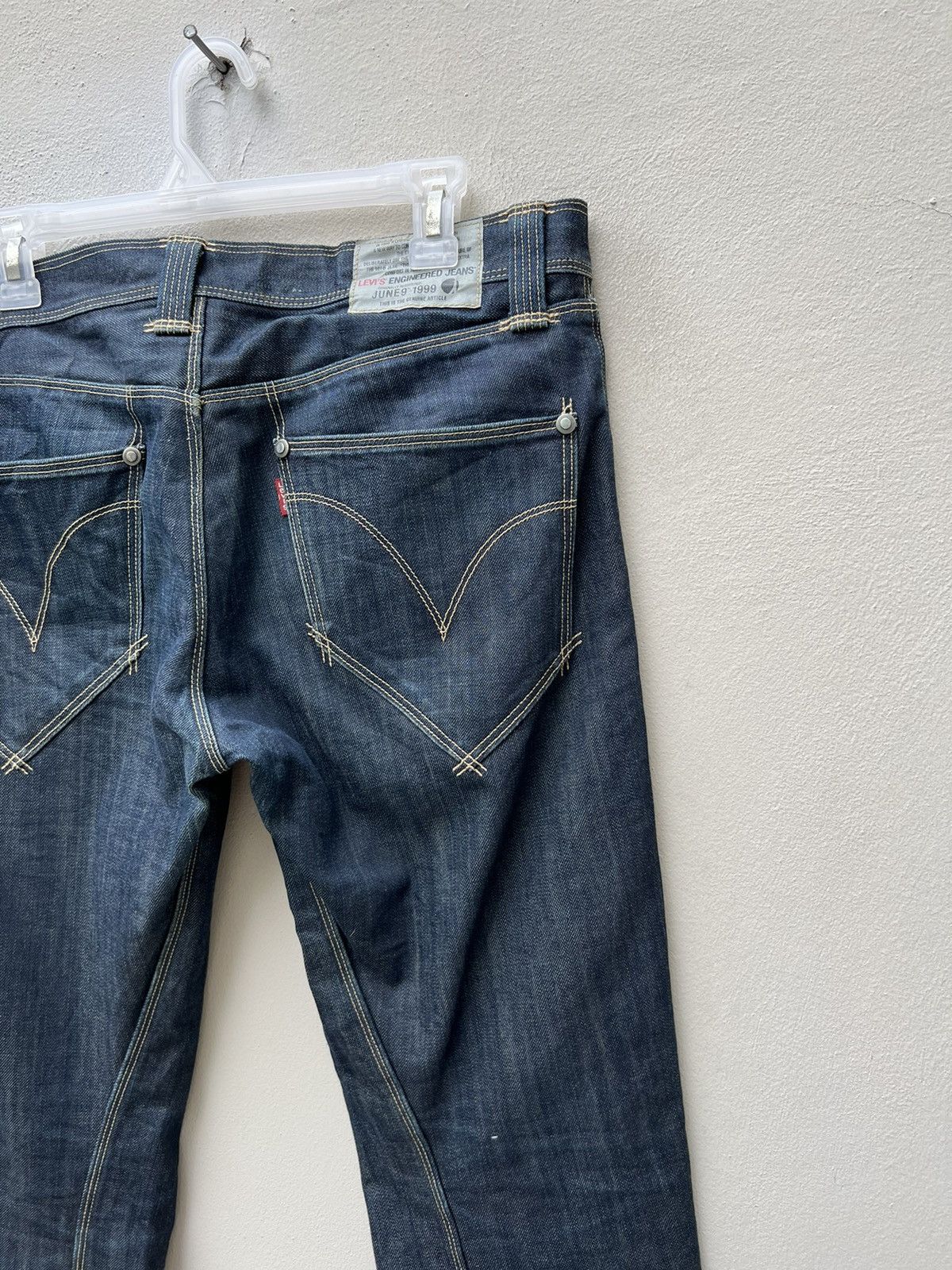 Japanese Brand × Levi's × Vintage Vintage 2001 Levi’s Engineered Skinny Denim Jeans Size US 33 - 14 Thumbnail