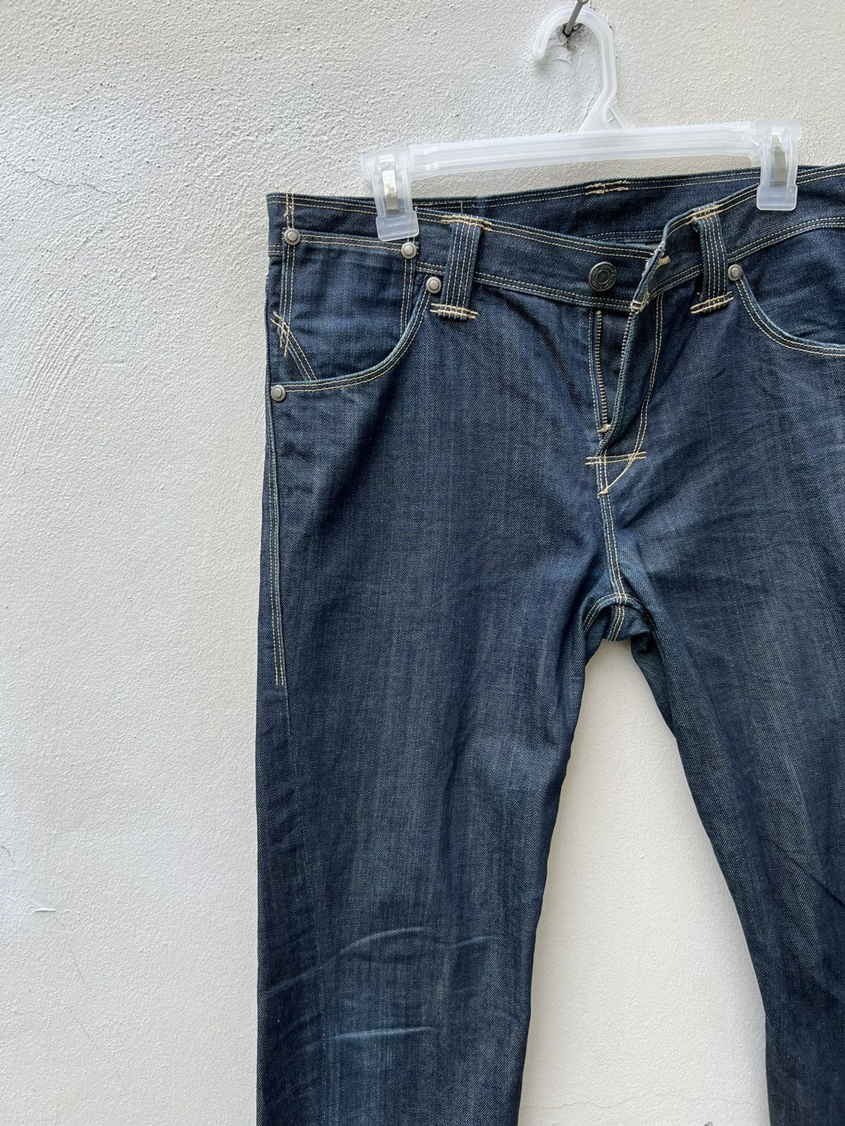 Japanese Brand × Levi's × Vintage Vintage 2001 Levi’s Engineered Skinny Denim Jeans Size US 33 - 6 Thumbnail