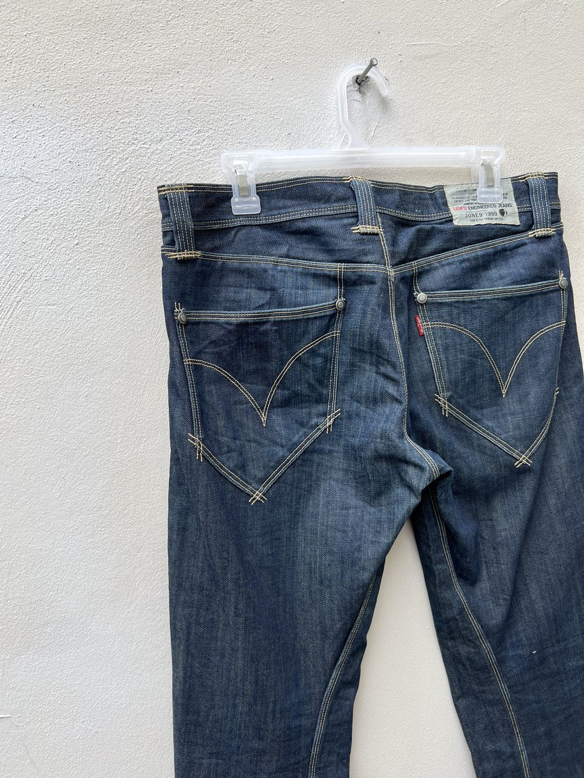 Japanese Brand × Levi's × Vintage Vintage 2001 Levi’s Engineered Skinny Denim Jeans Size US 33 - 12 Thumbnail