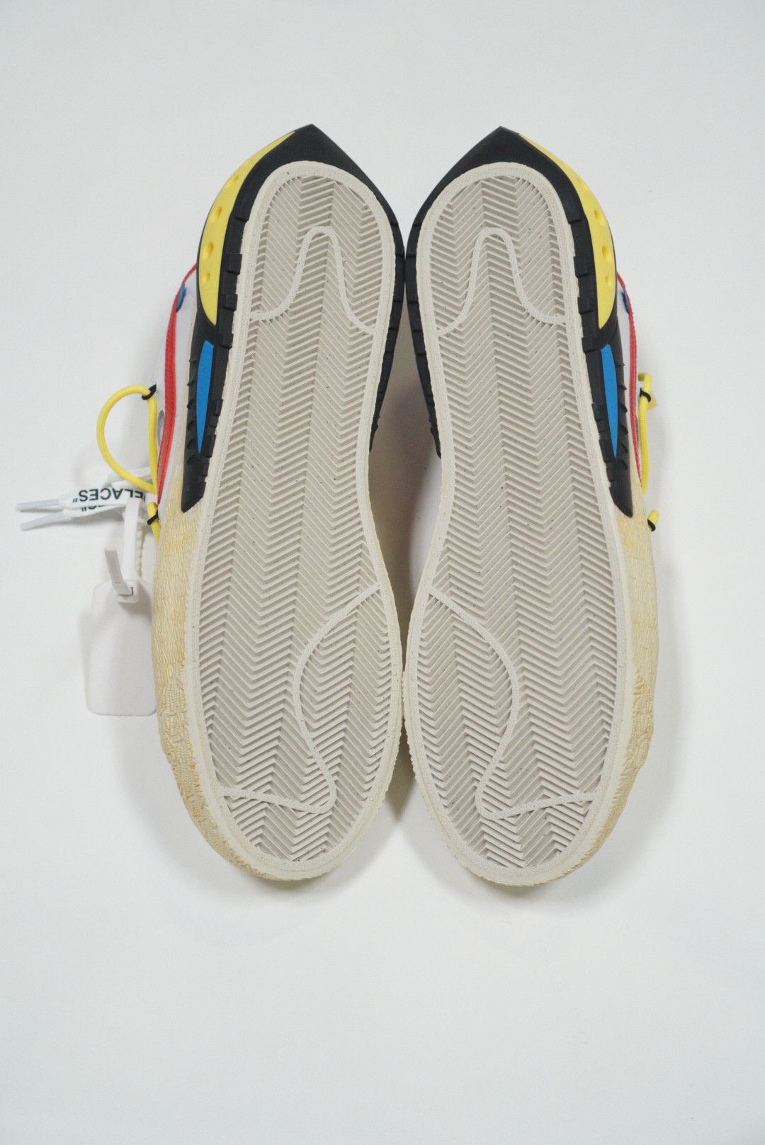 Nike × Off-White Nike Blazer Low Off-White University Red Size US 11.5 / EU 44-45 - 7 Thumbnail