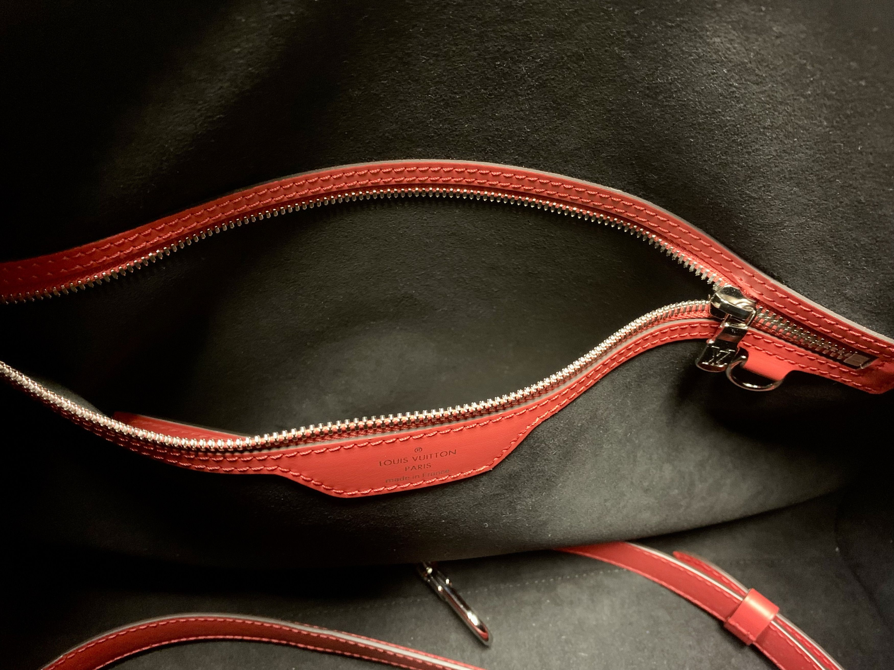 Louis Vuitton × Supreme Louis Vuitton x Supreme Keepall Bandouliere Epi 45 Red Size ONE SIZE - 7 Thumbnail