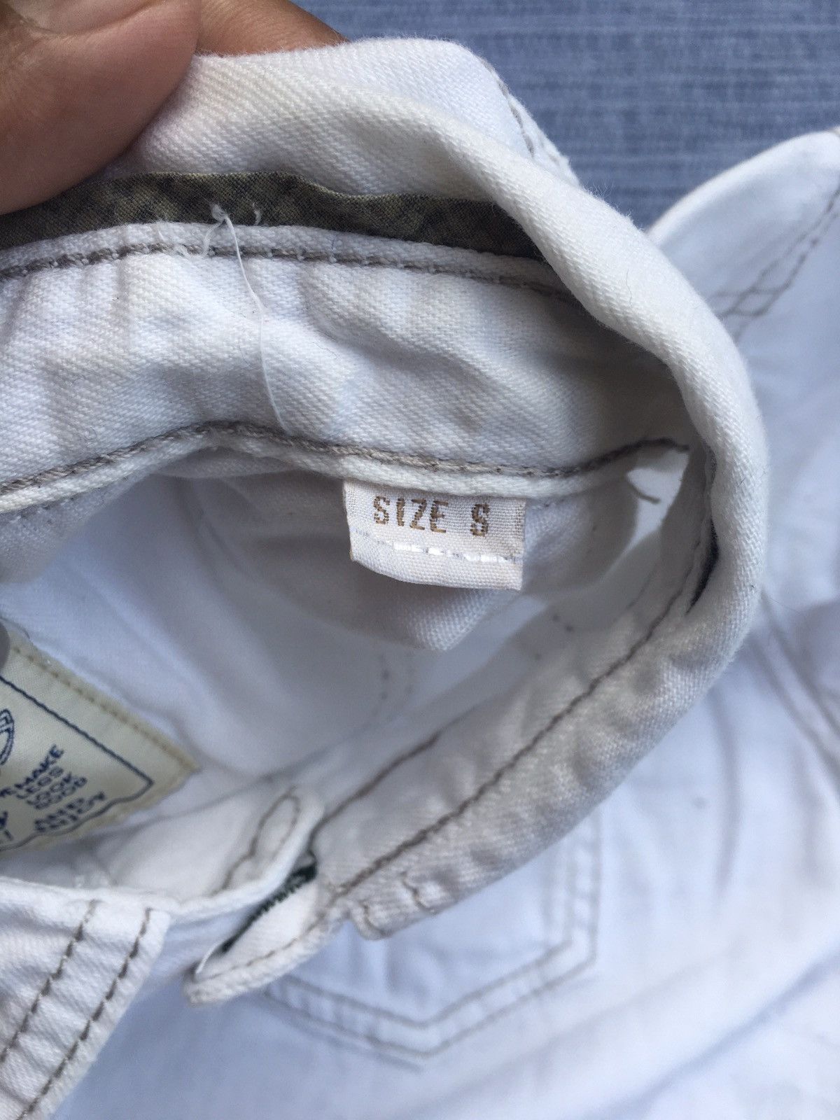 Diesel white 3q snap button Size US S / EU 44-46 / 1 - 7 Thumbnail