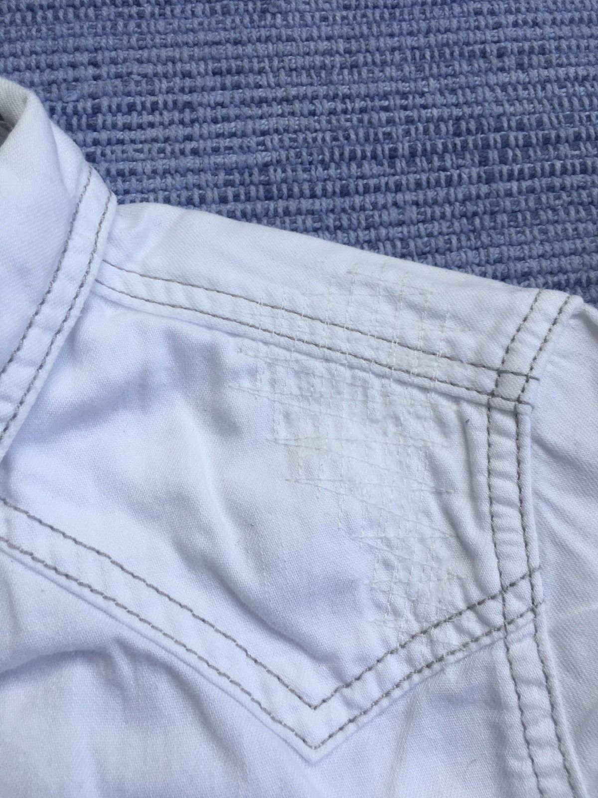 Diesel white 3q snap button Size US S / EU 44-46 / 1 - 5 Thumbnail