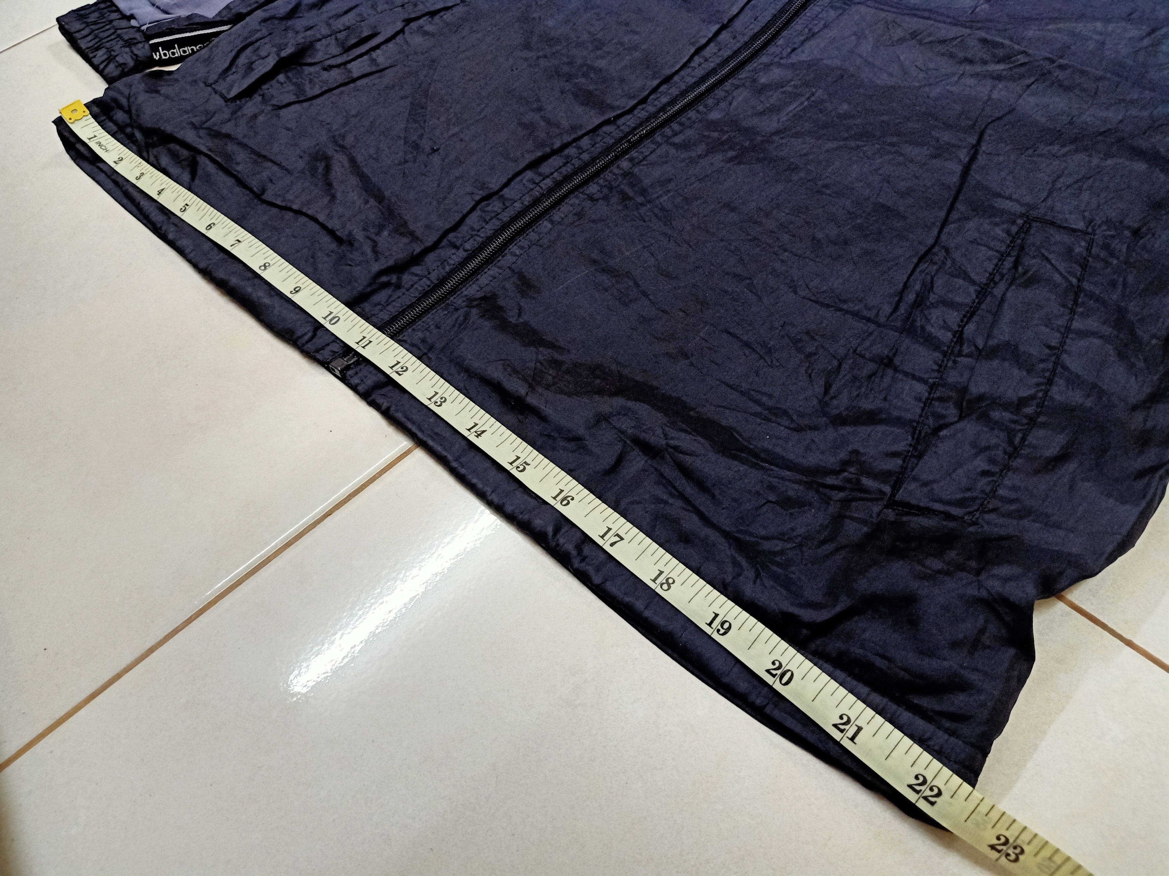New Balance × Vintage NEW BALANCE Achieve Side Tape Embroidery Windbreaker Jacket Size US M / EU 48-50 / 2 - 14 Thumbnail