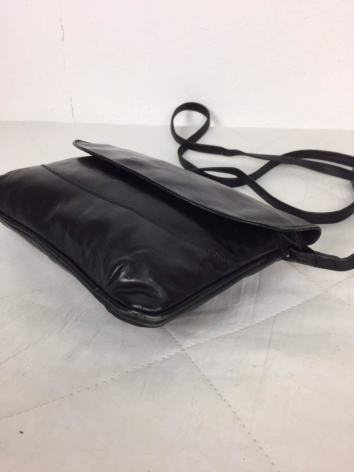 Genuine Leather Vintage Enny Italy Leather Crossbody Shoulder Bag Size ONE SIZE - 3 Thumbnail