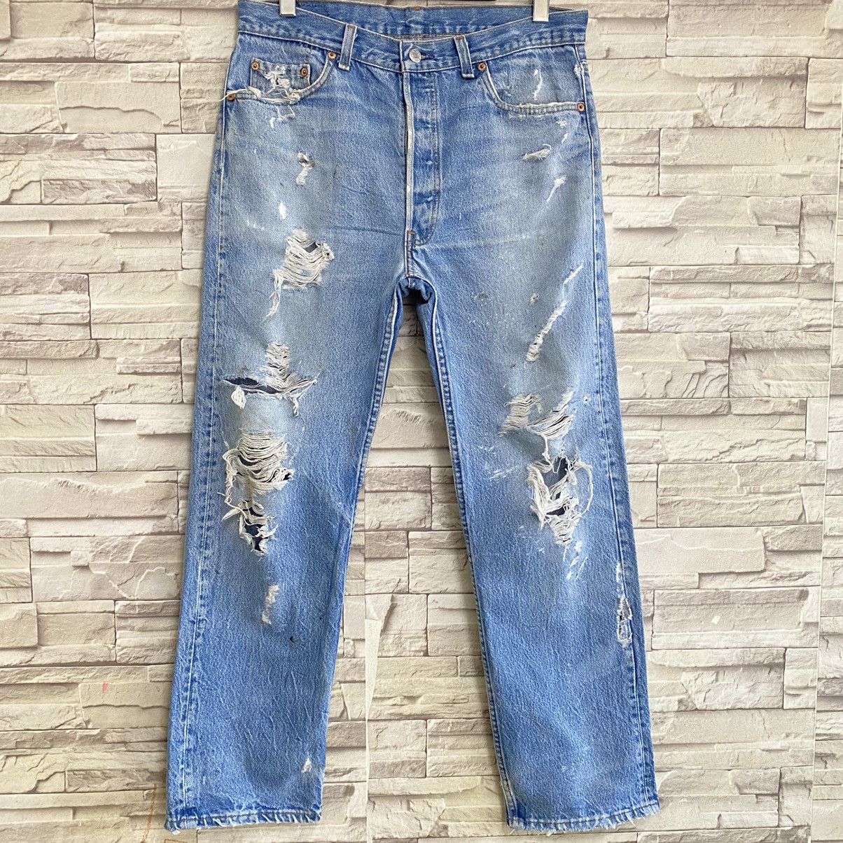 Levi's Vintage 90s Levis 501 Thrashed Jeans 34x30 USA Size US 34 / EU 50 - 3 Thumbnail