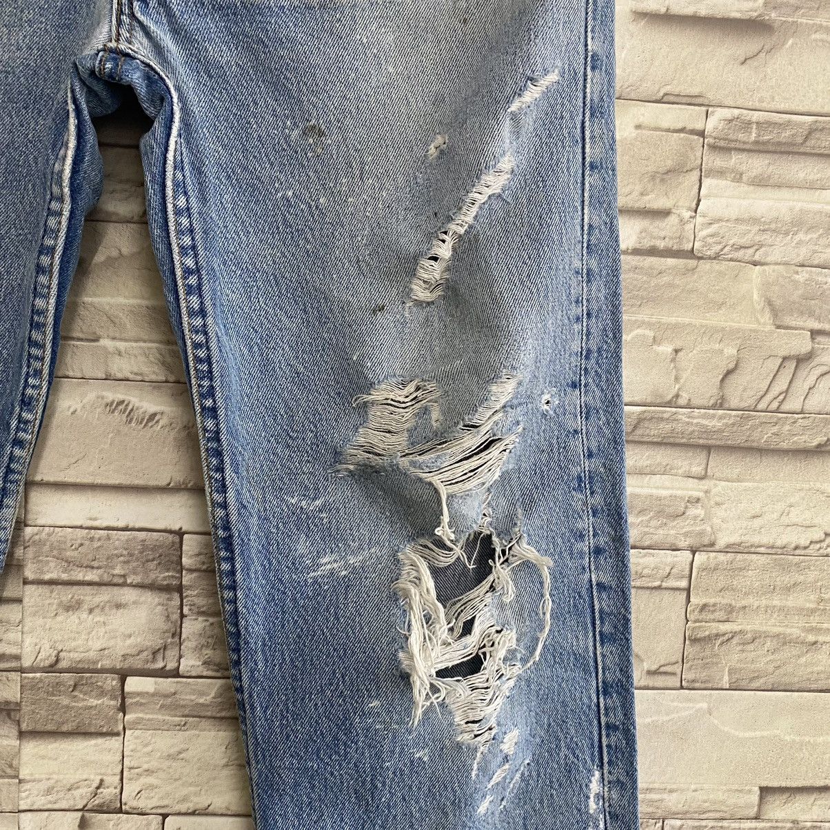 Levi's Vintage 90s Levis 501 Thrashed Jeans 34x30 USA Size US 34 / EU 50 - 8 Thumbnail