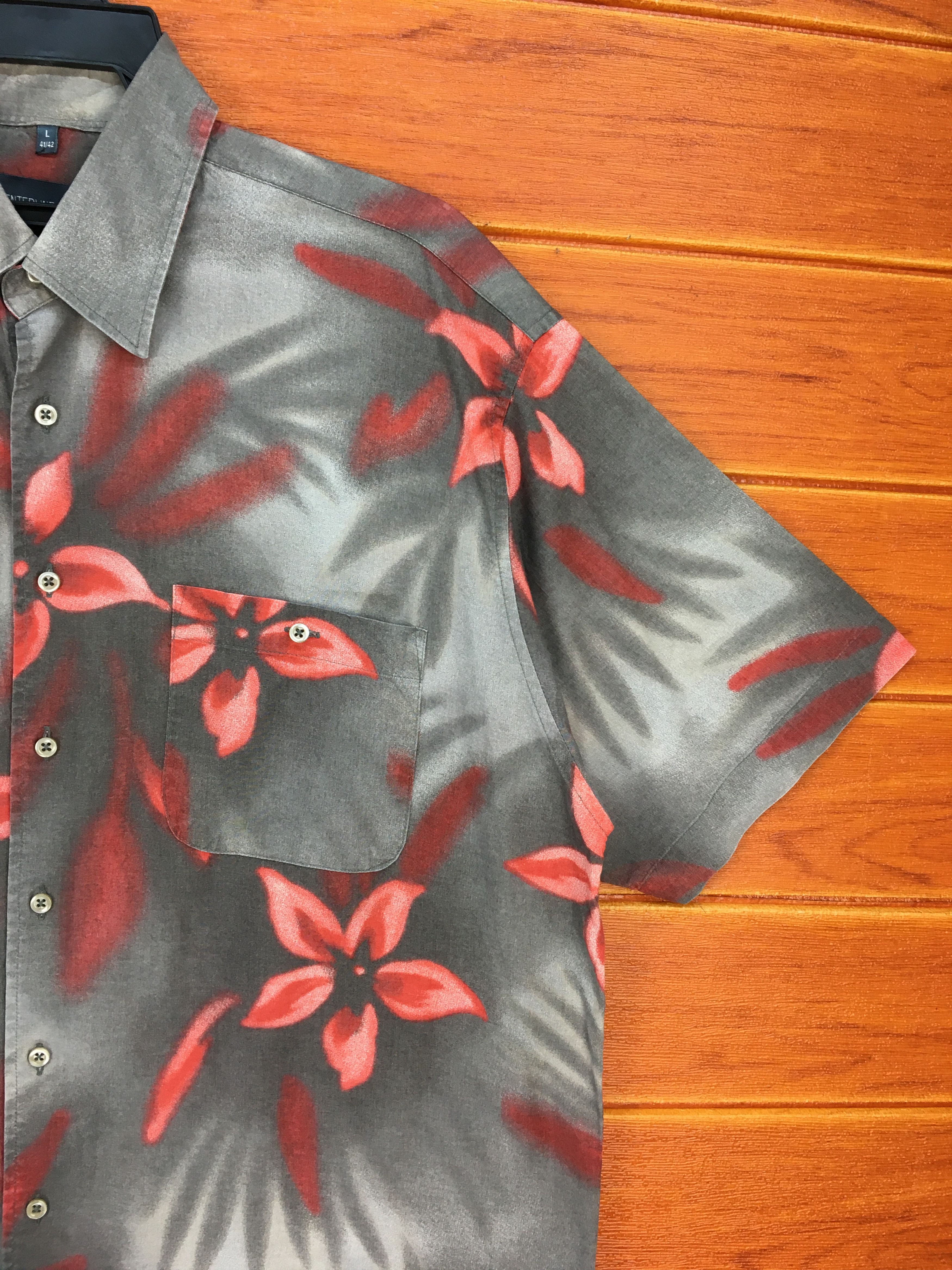 Vintage Vintage CENTERLINE Hawaiian Shirt / Aloha Wear Size US L / EU 52-54 / 3 - 5 Thumbnail