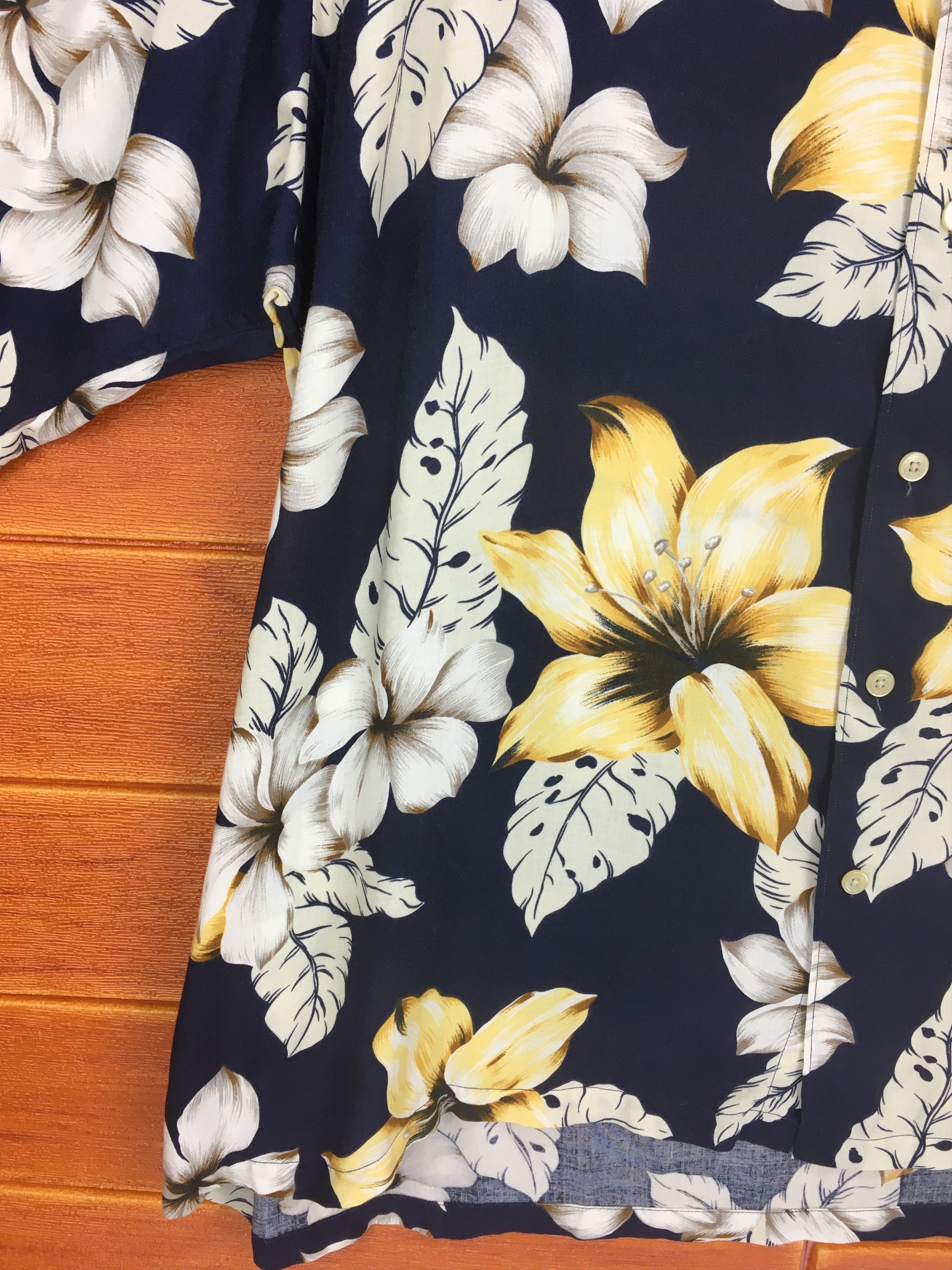 Nautica Vintage 90s NAUTICA 100% Rayon Hawaiian Shirt Size US XL / EU 56 / 4 - 3 Thumbnail