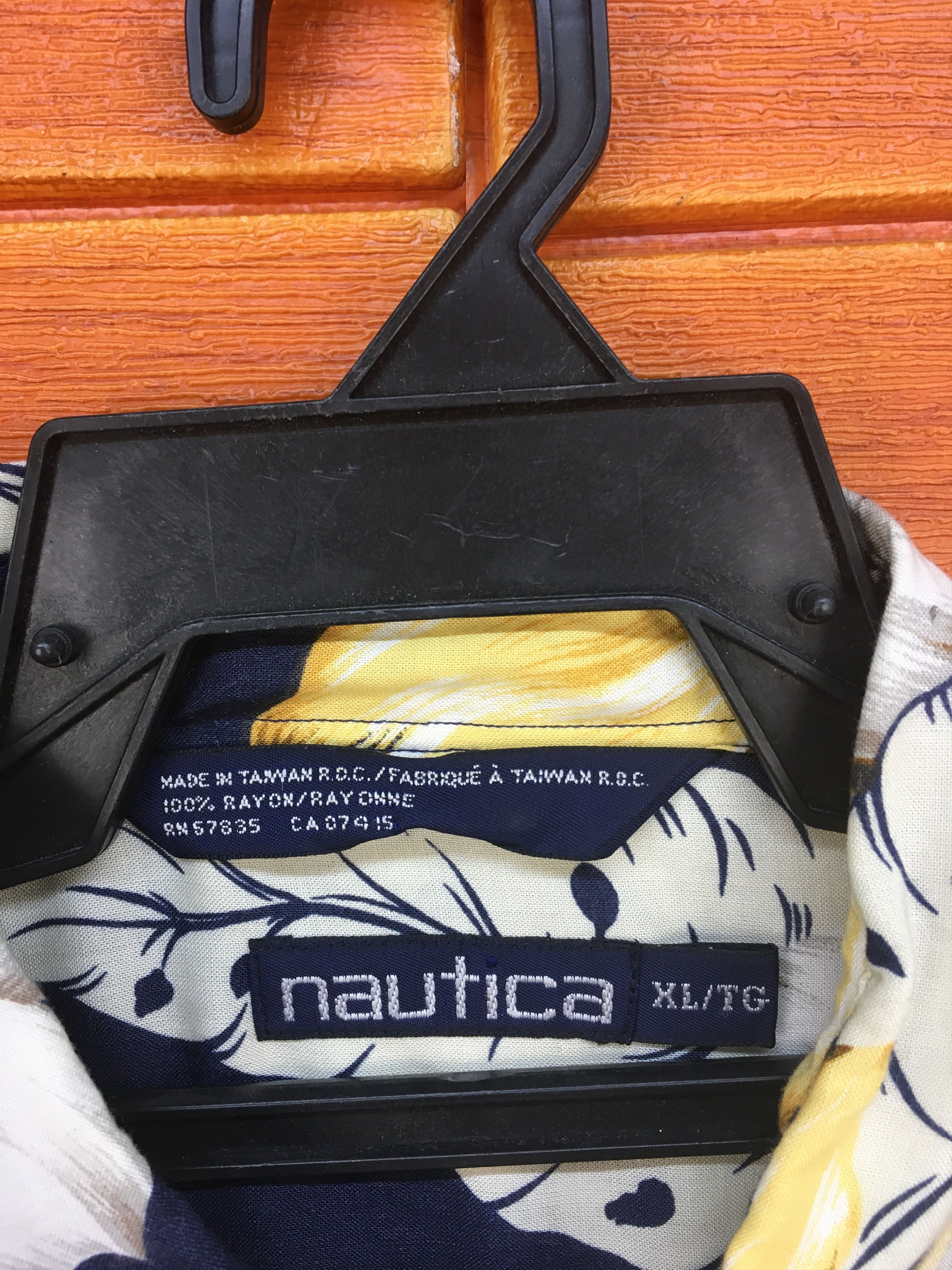 Nautica Vintage 90s NAUTICA 100% Rayon Hawaiian Shirt Size US XL / EU 56 / 4 - 6 Thumbnail