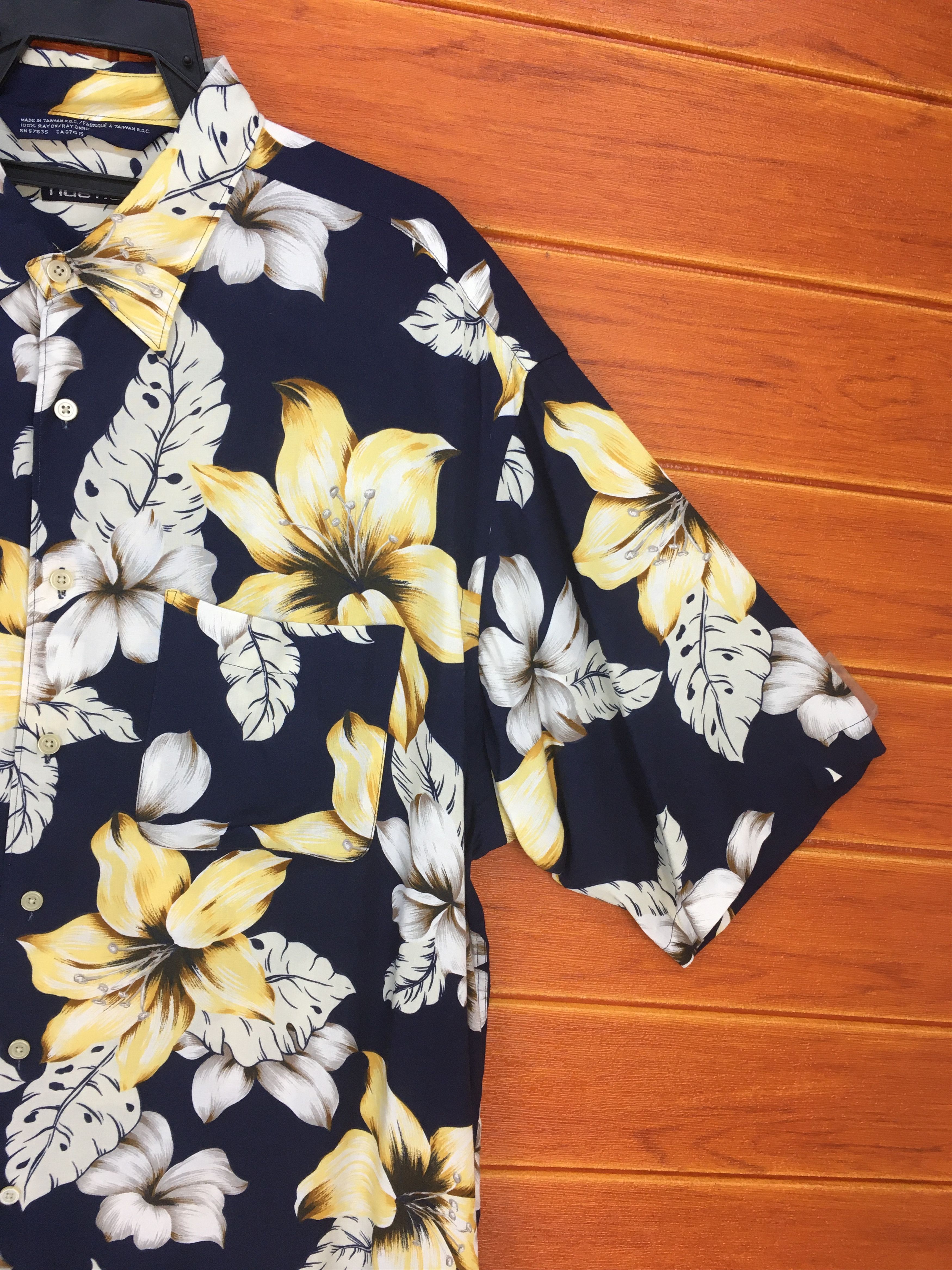 Nautica Vintage 90s NAUTICA 100% Rayon Hawaiian Shirt Size US XL / EU 56 / 4 - 5 Thumbnail