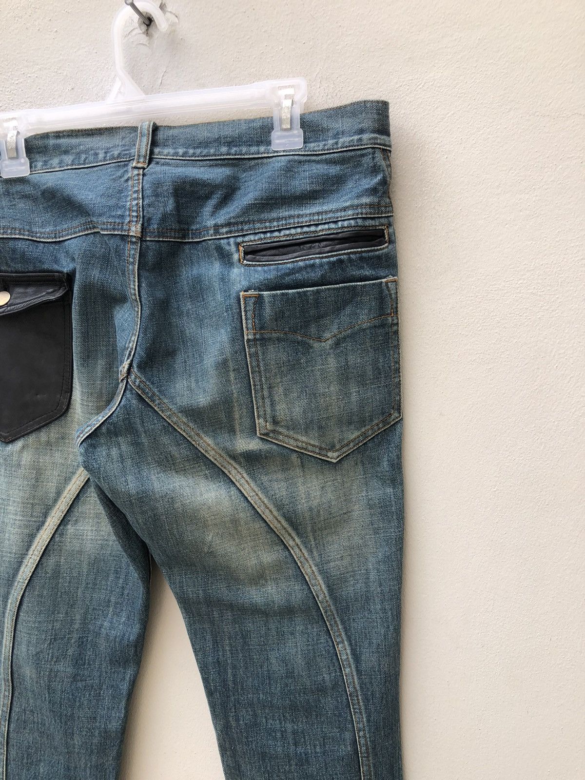 Alfredo Bannister Vintage Alfredo Banister Hybrid Leather Denim Flare Jeans Size US 32 / EU 48 - 16 Thumbnail