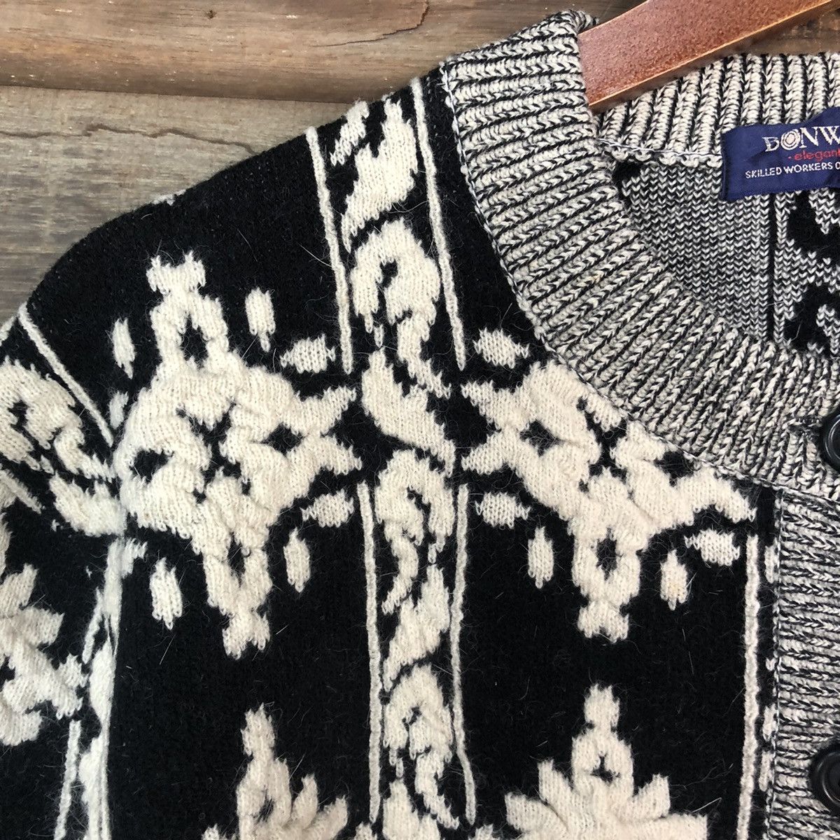 Homespun Knitwear × Vintage Bonwaltz Black Patterned Cardigans knitwear japan #6870 Size US M / EU 48-50 / 2 - 7 Thumbnail