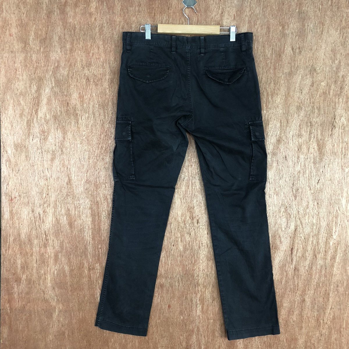 Japanese Brand Uniqlo Black Multipocket Tactical Cargo Pants #H330 Size US 32 / EU 48 - 8 Thumbnail