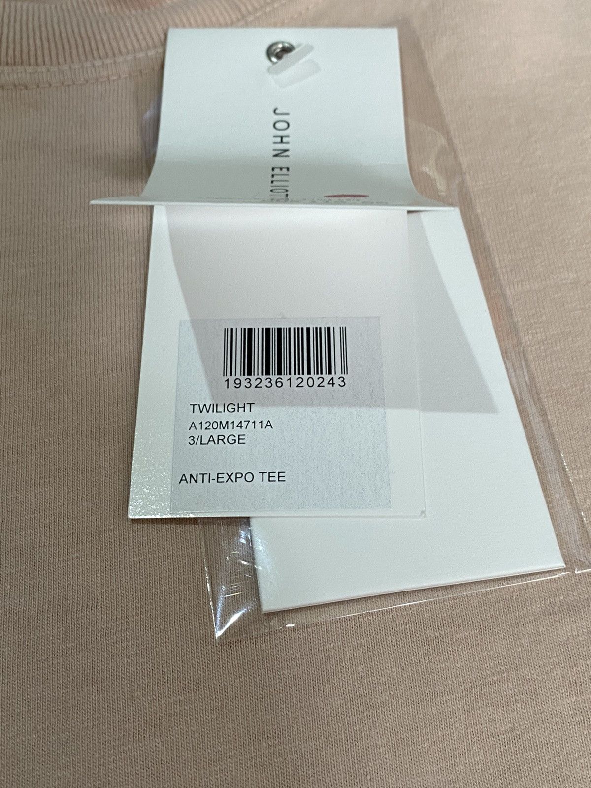 John Elliott John Elliott Anti-Expo Tee Size US L / EU 52-54 / 3 - 3 Thumbnail