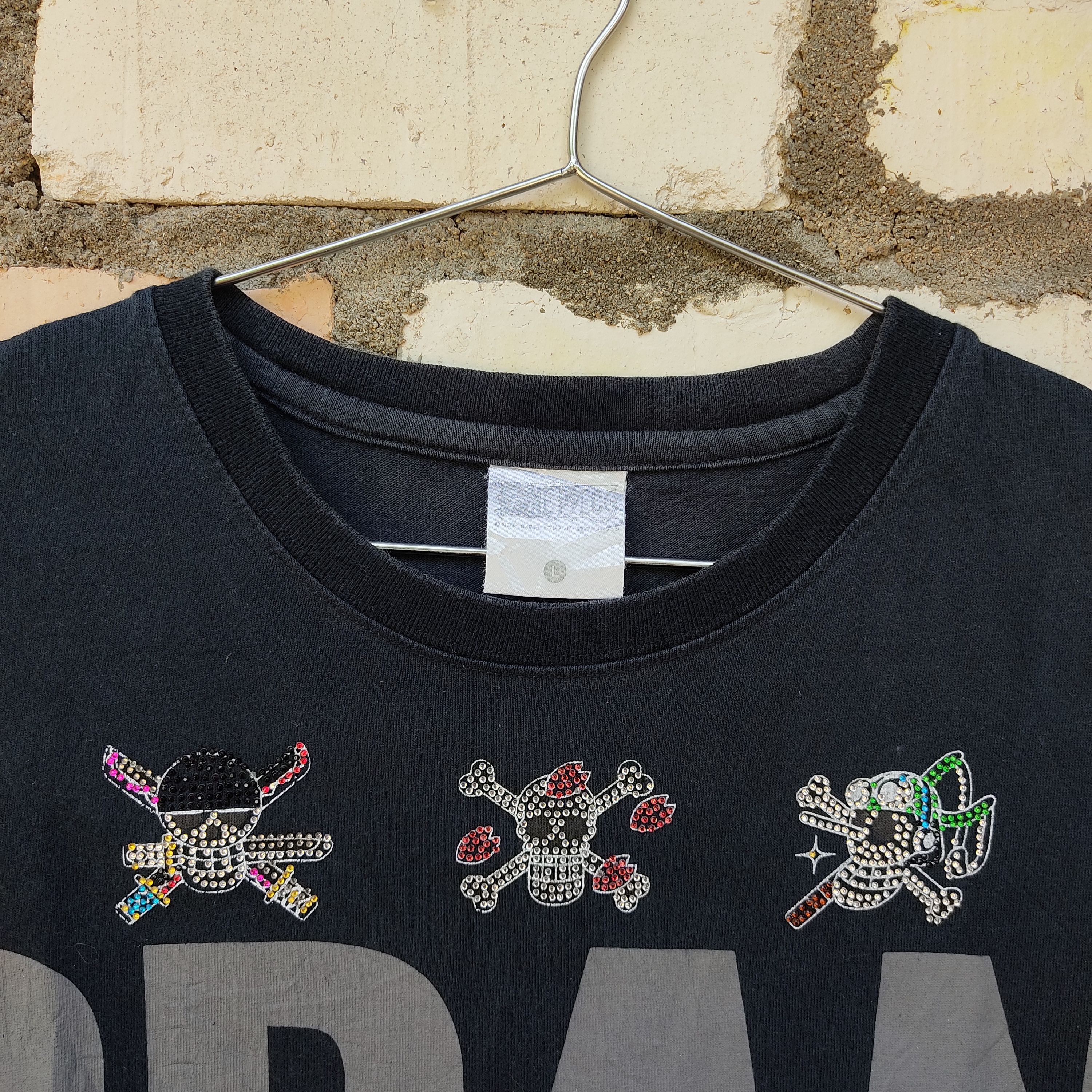 Japanese Brand Tshirts Anime One Piece Overprint Size US S / EU 44-46 / 1 - 3 Thumbnail