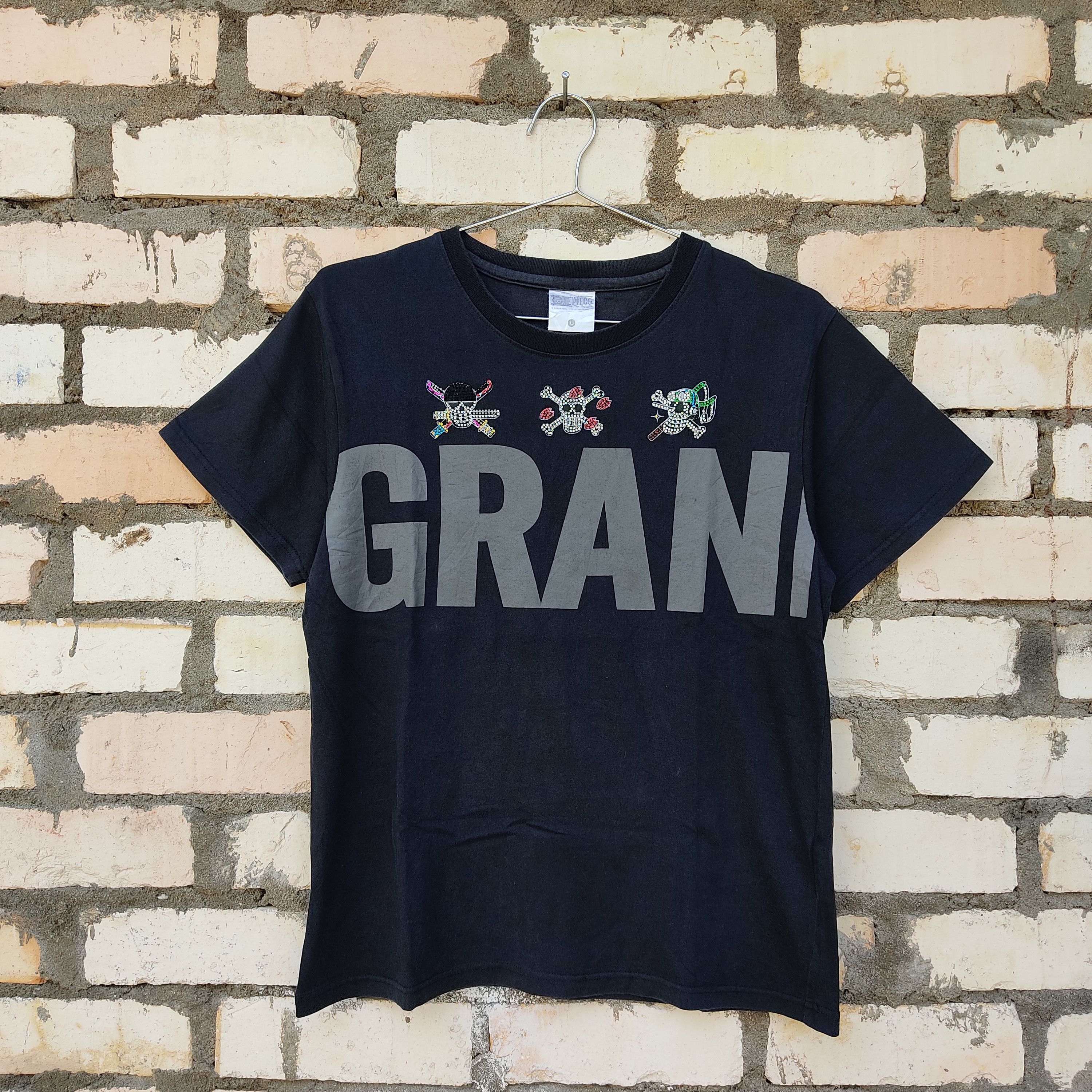 Japanese Brand Tshirts Anime One Piece Overprint Size US S / EU 44-46 / 1 - 1 Thumbnail
