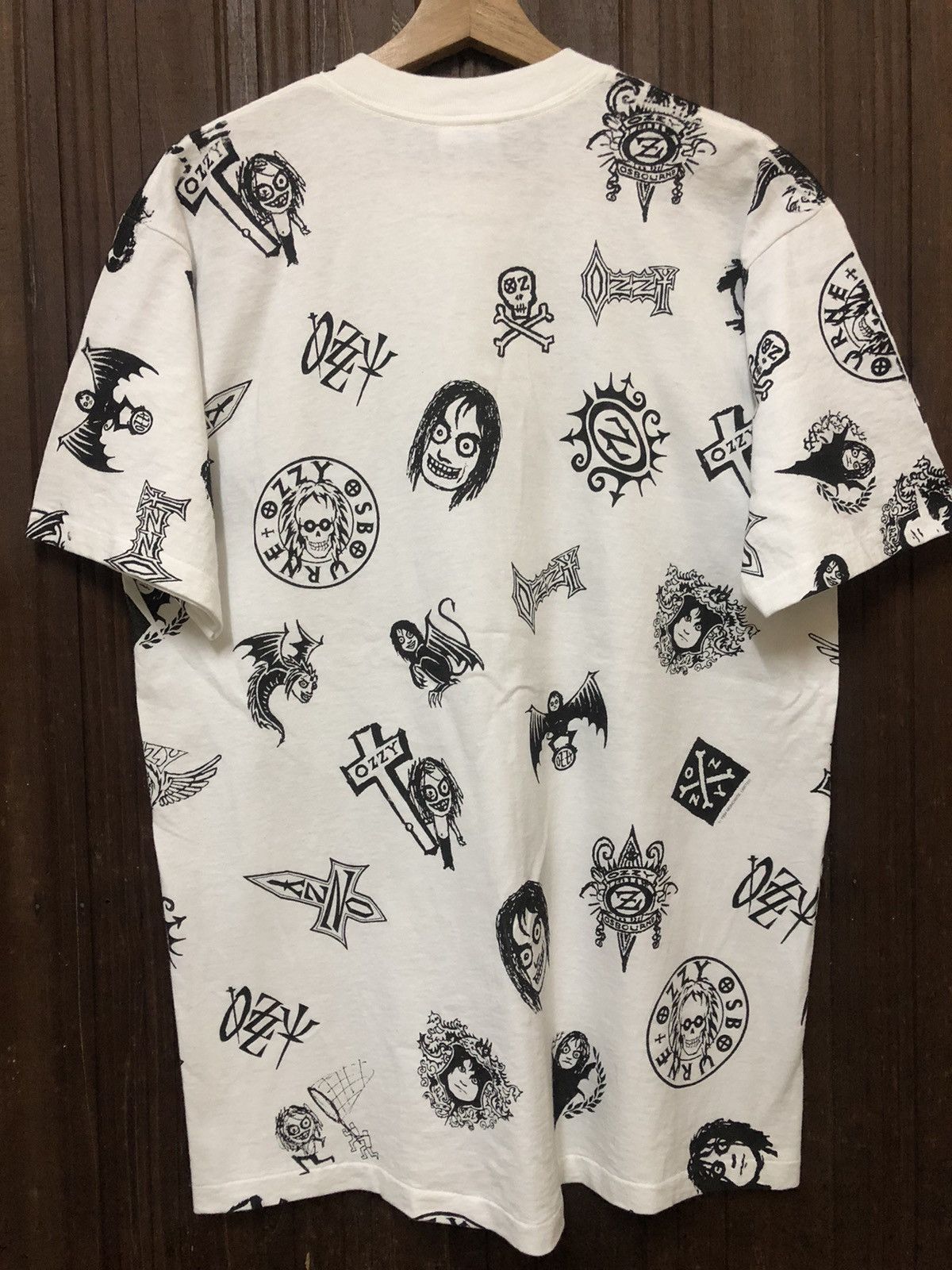 Ozzy Osbourne × Vintage Vintage 90s AOP Ozzy Osbourne Rare Tee Shirt Size US L / EU 52-54 / 3 - 7 Thumbnail