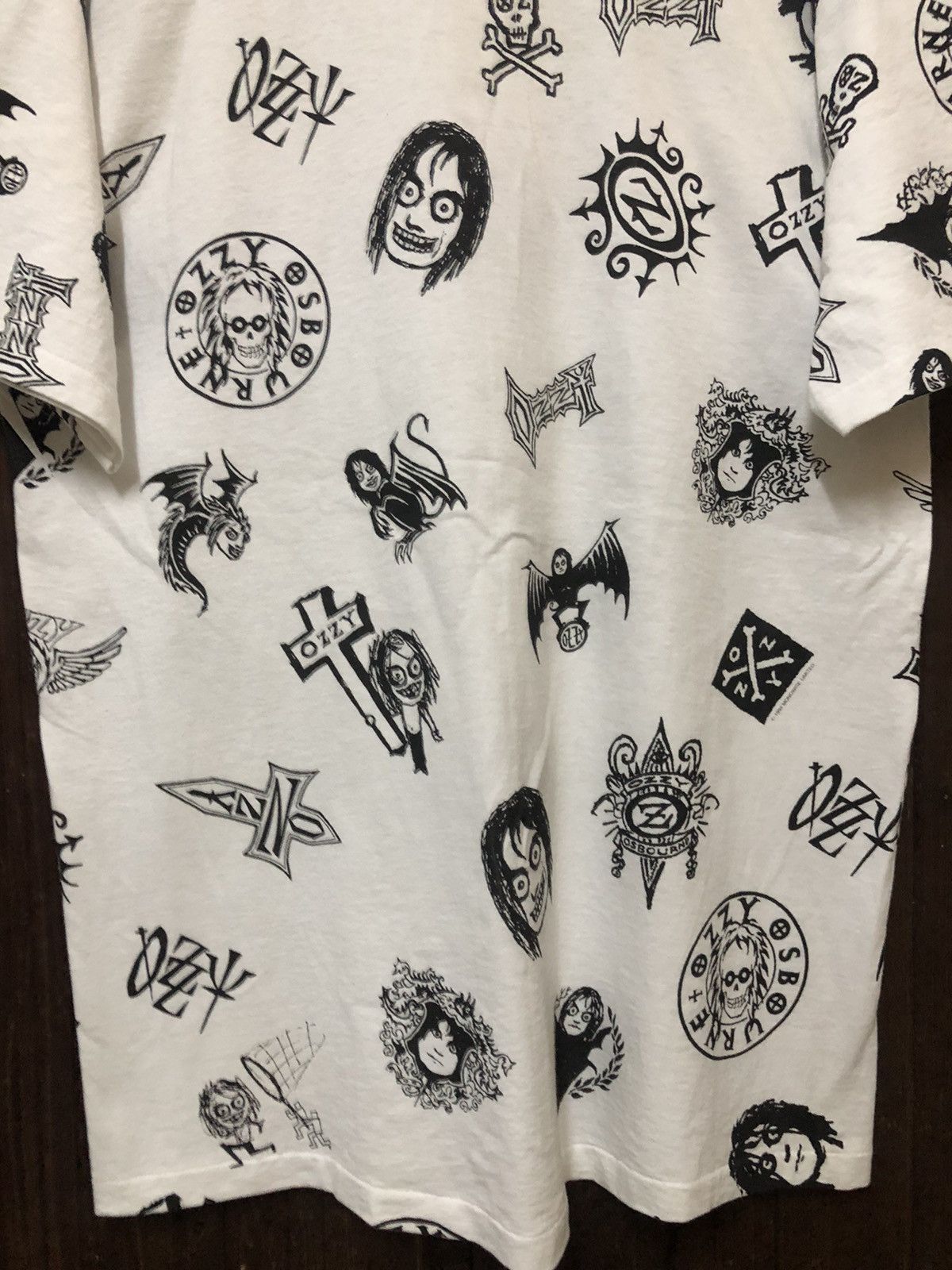Ozzy Osbourne × Vintage Vintage 90s AOP Ozzy Osbourne Rare Tee Shirt Size US L / EU 52-54 / 3 - 9 Thumbnail