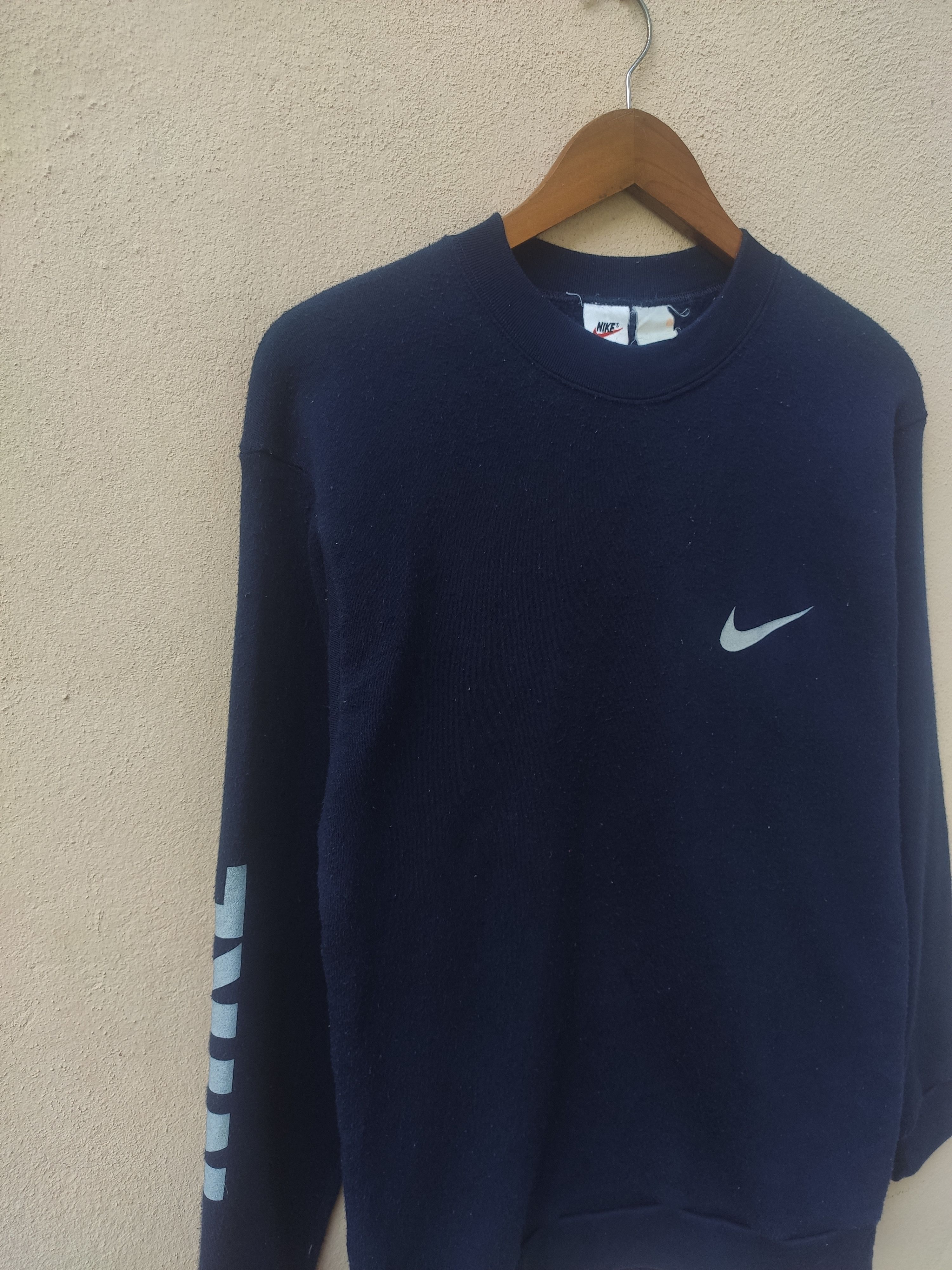 Nike Vintage Nike sweatshirt Size US S / EU 44-46 / 1 - 1 Thumbnail
