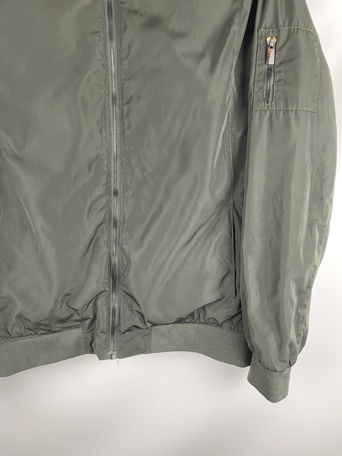 Vintage Basic Zara Man vintage nylon shimmer bomber jacket Size US XL / EU 56 / 4 - 5 Thumbnail