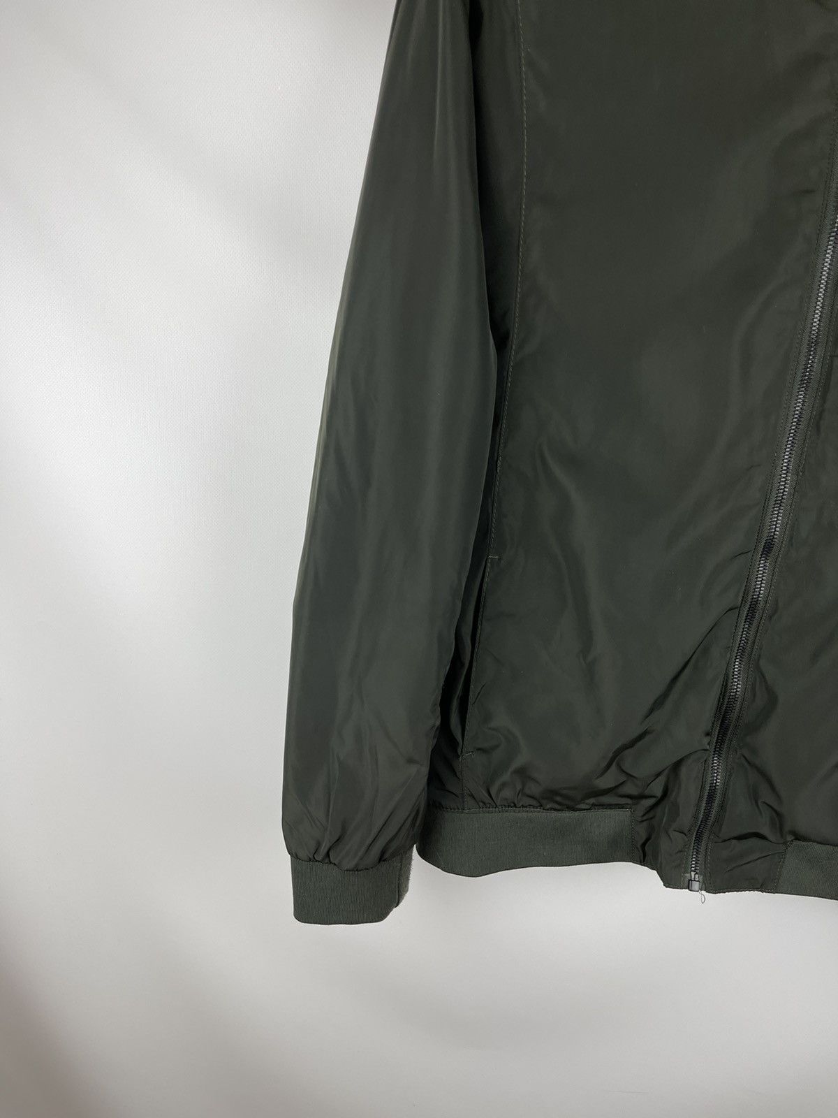 Vintage Basic Zara Man vintage nylon shimmer bomber jacket Size US XL / EU 56 / 4 - 3 Thumbnail