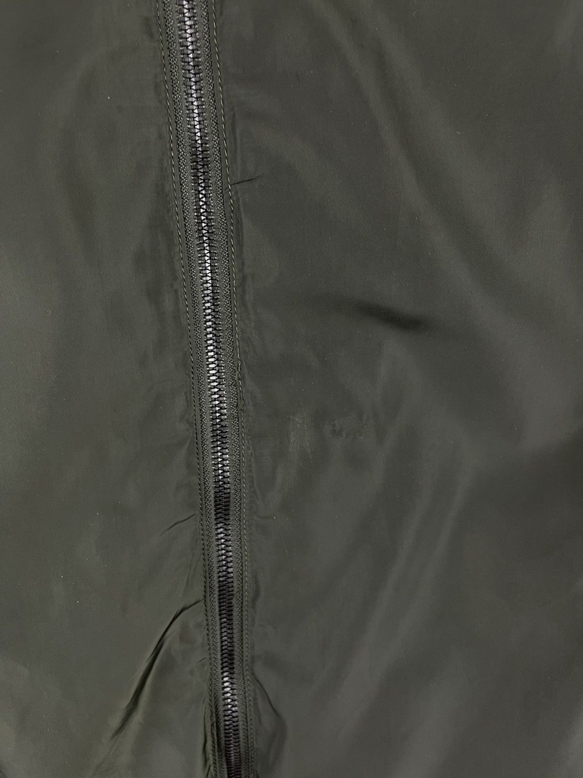 Vintage Basic Zara Man vintage nylon shimmer bomber jacket Size US XL / EU 56 / 4 - 6 Thumbnail