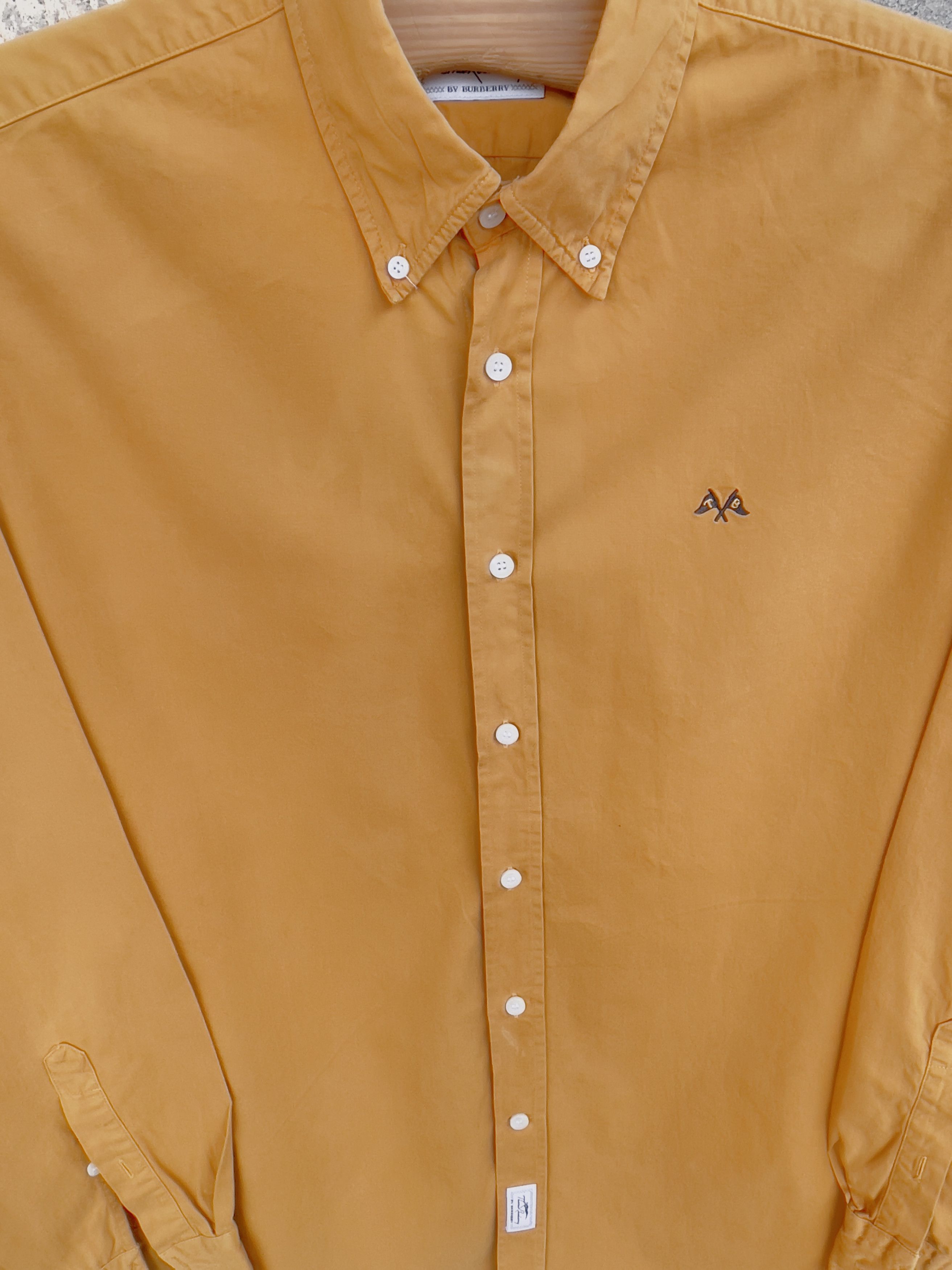 Burberry 🔥 TB Burberry mustard shirt. Size XL Size US XL / EU 56 / 4 - 7 Thumbnail