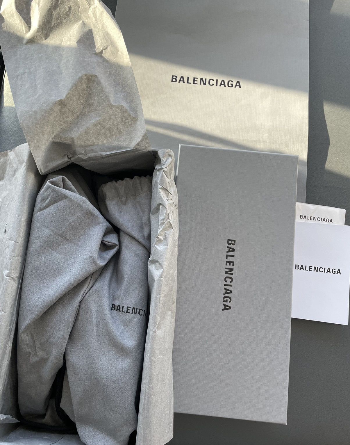 Balenciaga Rare New Limited Edition Balenciaga Logo Pool Slides Slipon Size US 10.5 / EU 43-44 - 8 Thumbnail