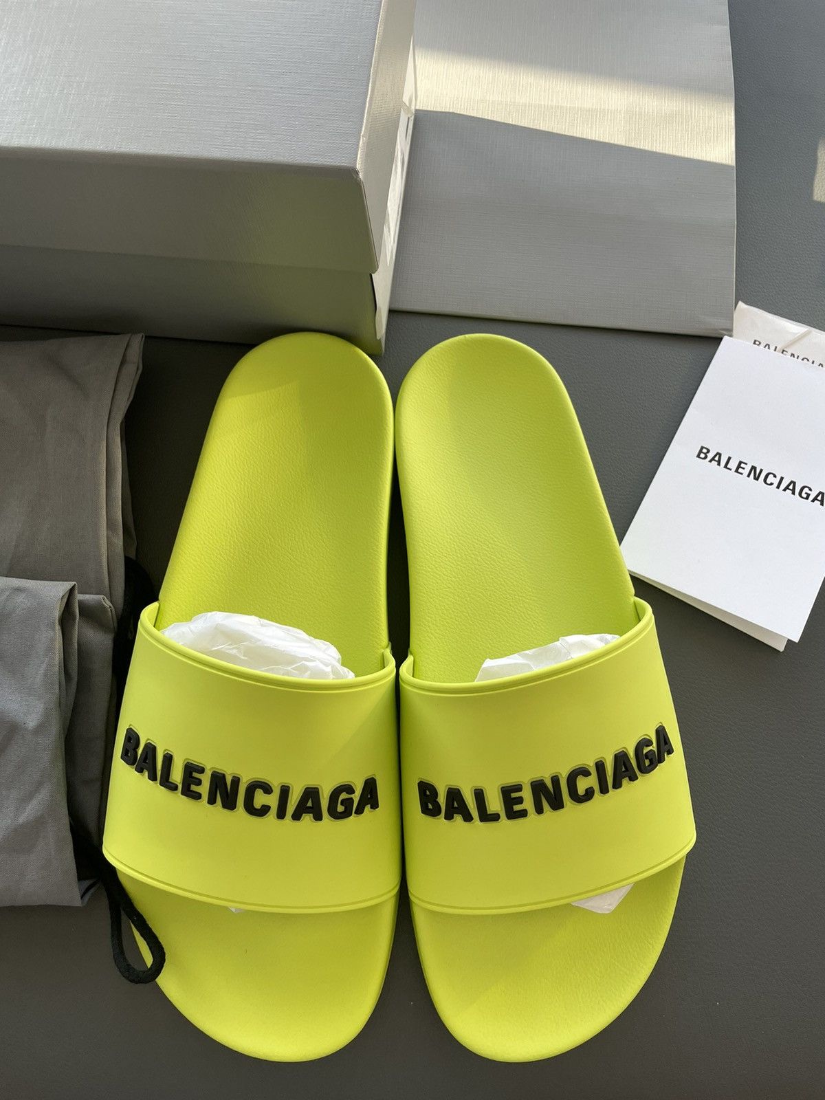 Balenciaga Rare New Limited Edition Balenciaga Logo Pool Slides Slipon Size US 10.5 / EU 43-44 - 4 Thumbnail