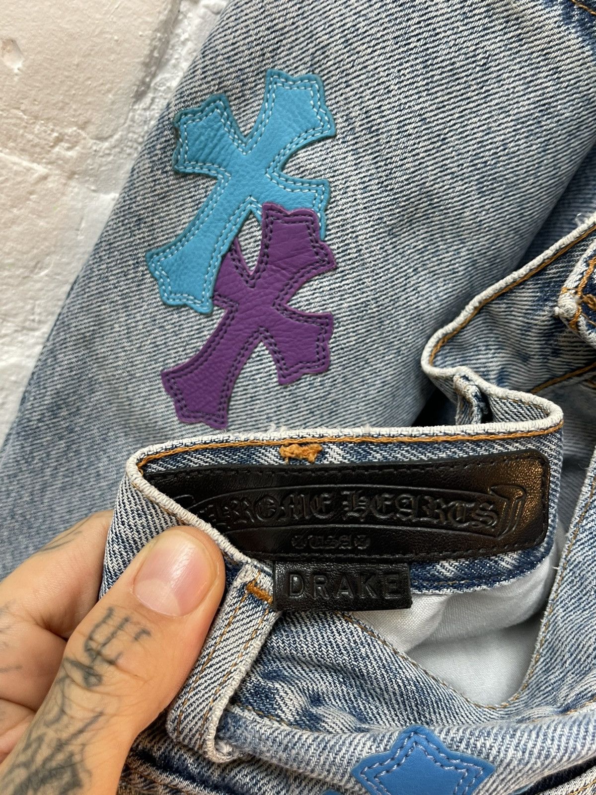 * DRAKE * PERSONAL CUSTOM CHROME HEARTS CROSS LEVI JEANS
