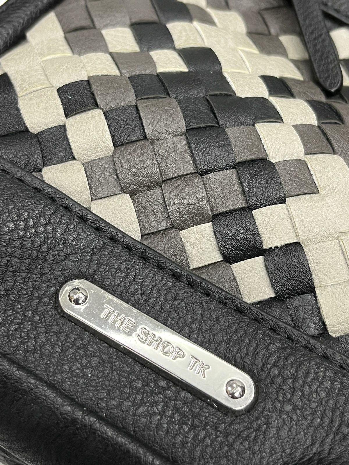 Designer × Japanese Brand × Takeo Kikuchi 🔥TAKEO KIKUCHI Classic Braided Design Multipocket Crossbody Size ONE SIZE - 13 Thumbnail