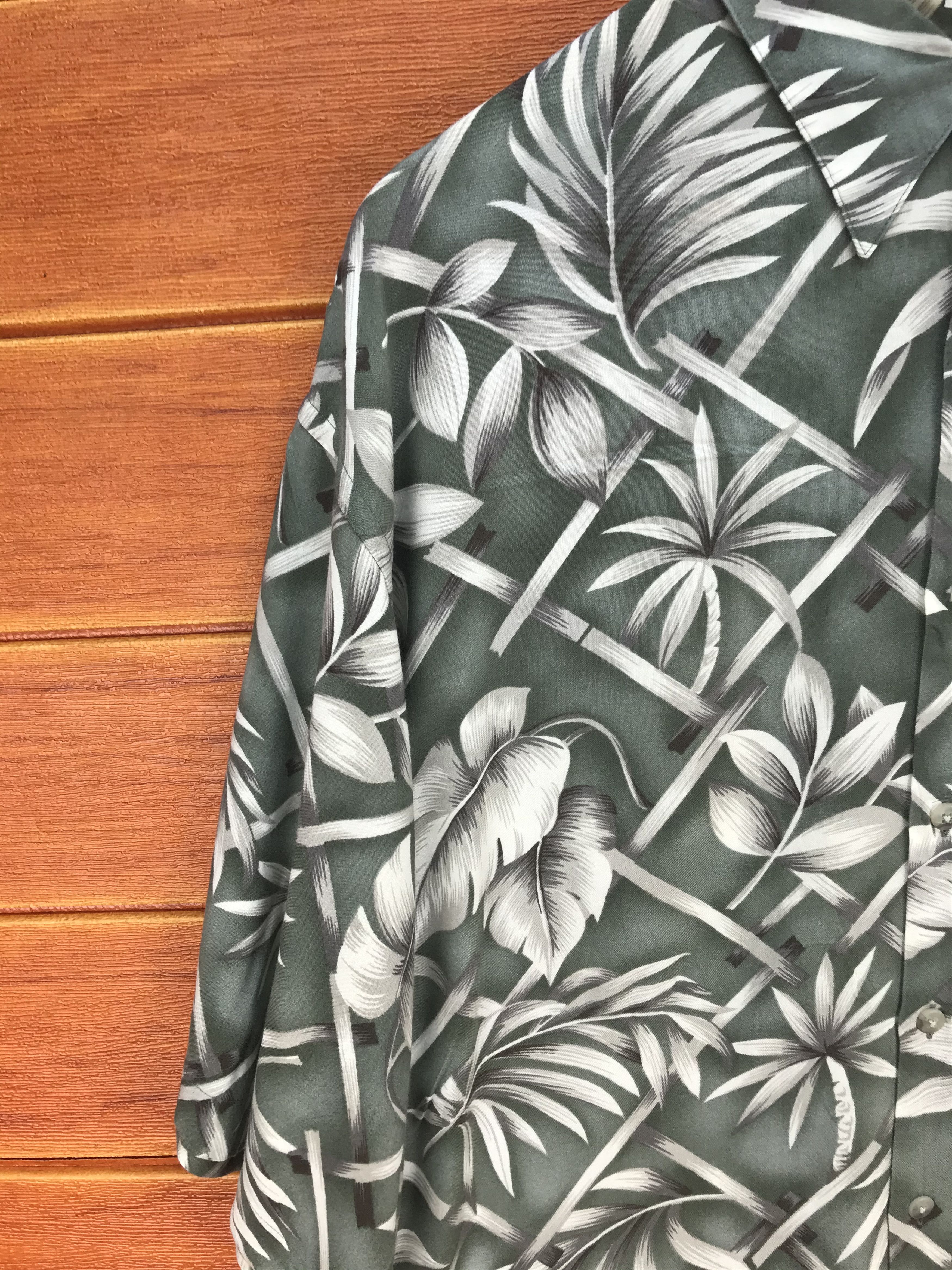 Pierre Cardin Vintage PIERRE CARDIN Leaf Hawaiian Shirt Size US XL / EU 56 / 4 - 2 Thumbnail