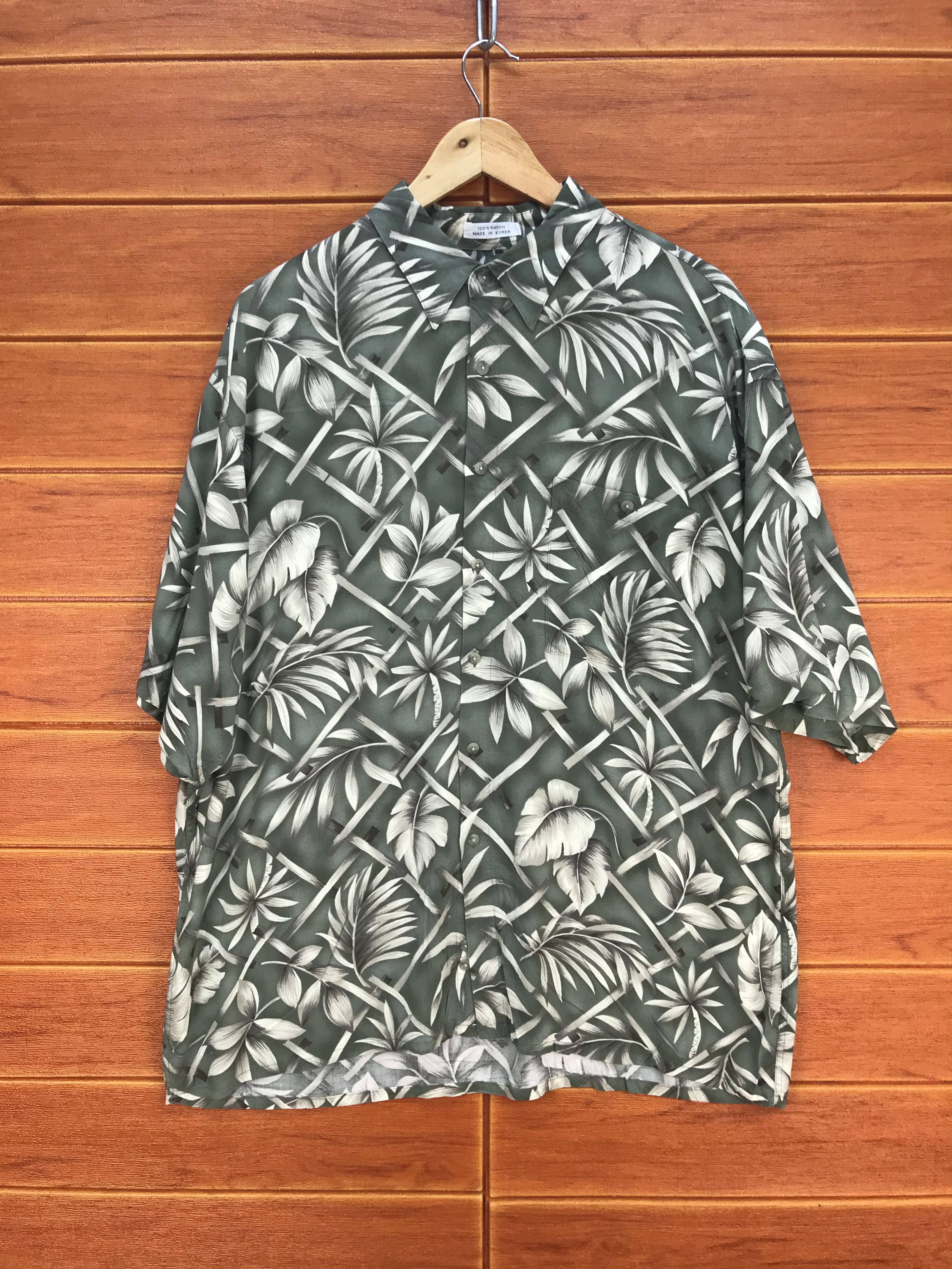 Pierre Cardin Vintage PIERRE CARDIN Leaf Hawaiian Shirt Size US XL / EU 56 / 4 - 1 Thumbnail