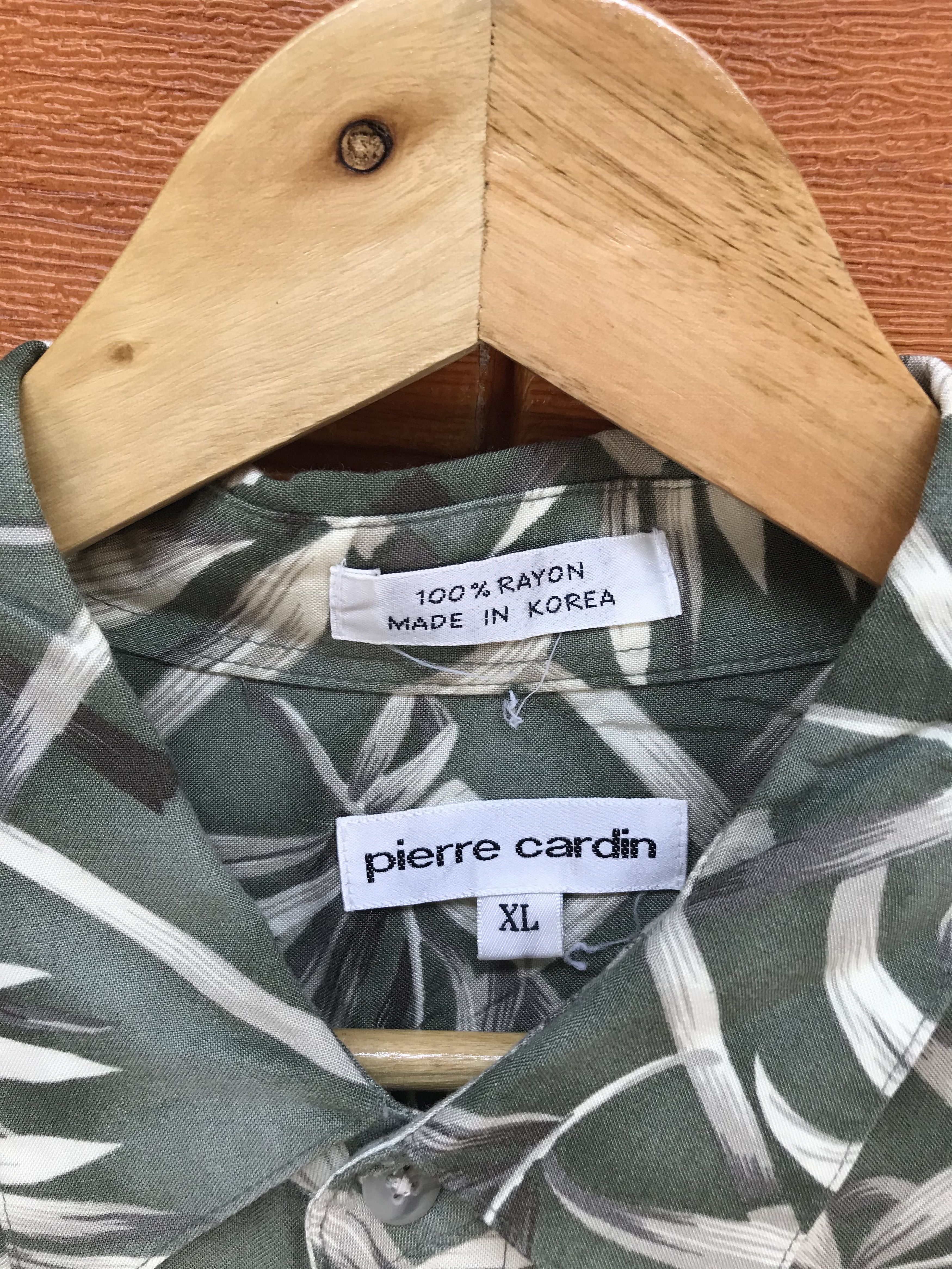 Pierre Cardin Vintage PIERRE CARDIN Leaf Hawaiian Shirt Size US XL / EU 56 / 4 - 4 Thumbnail