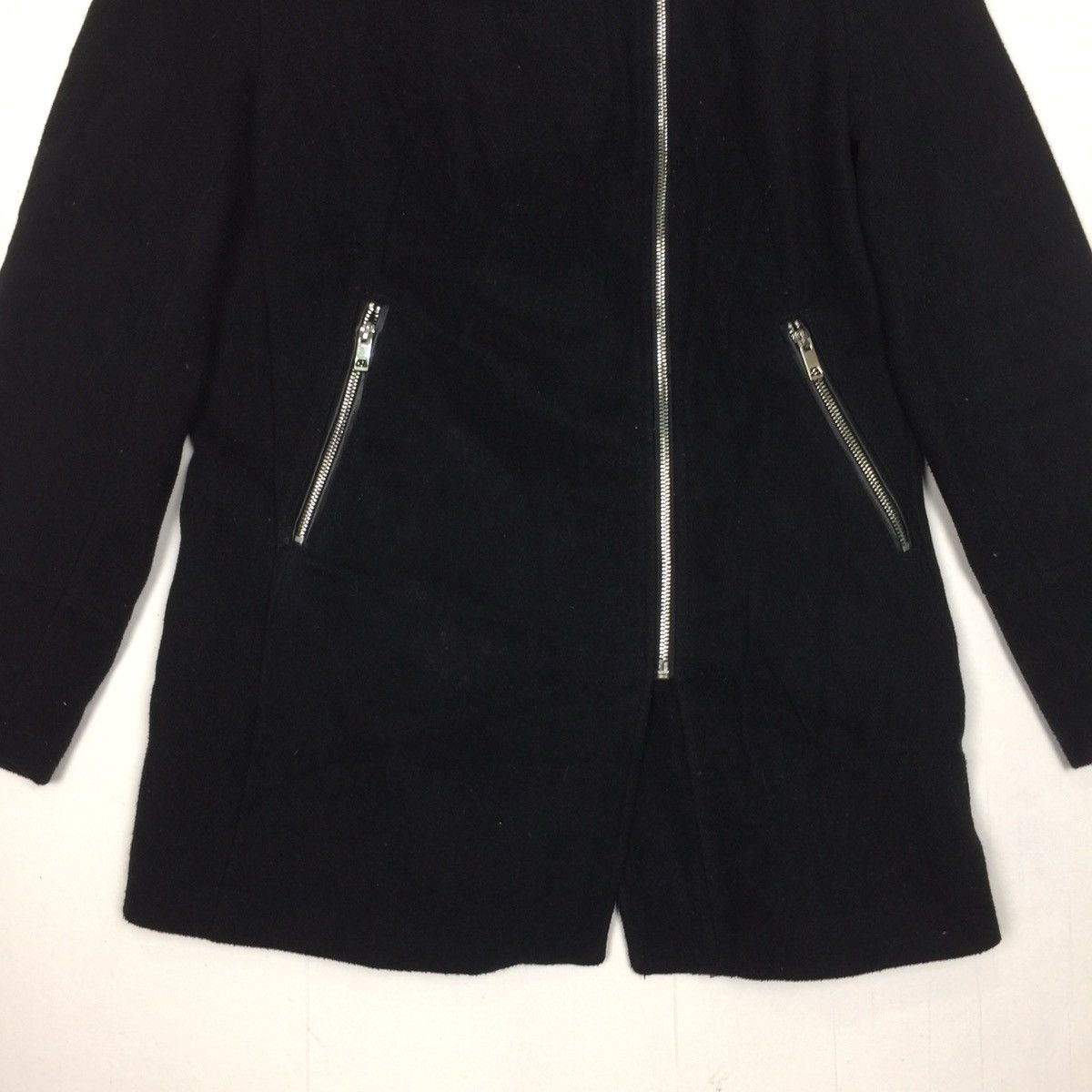Bershka Unique Bershka Outerwear Collection Size US M / EU 48-50 / 2 - 5 Thumbnail