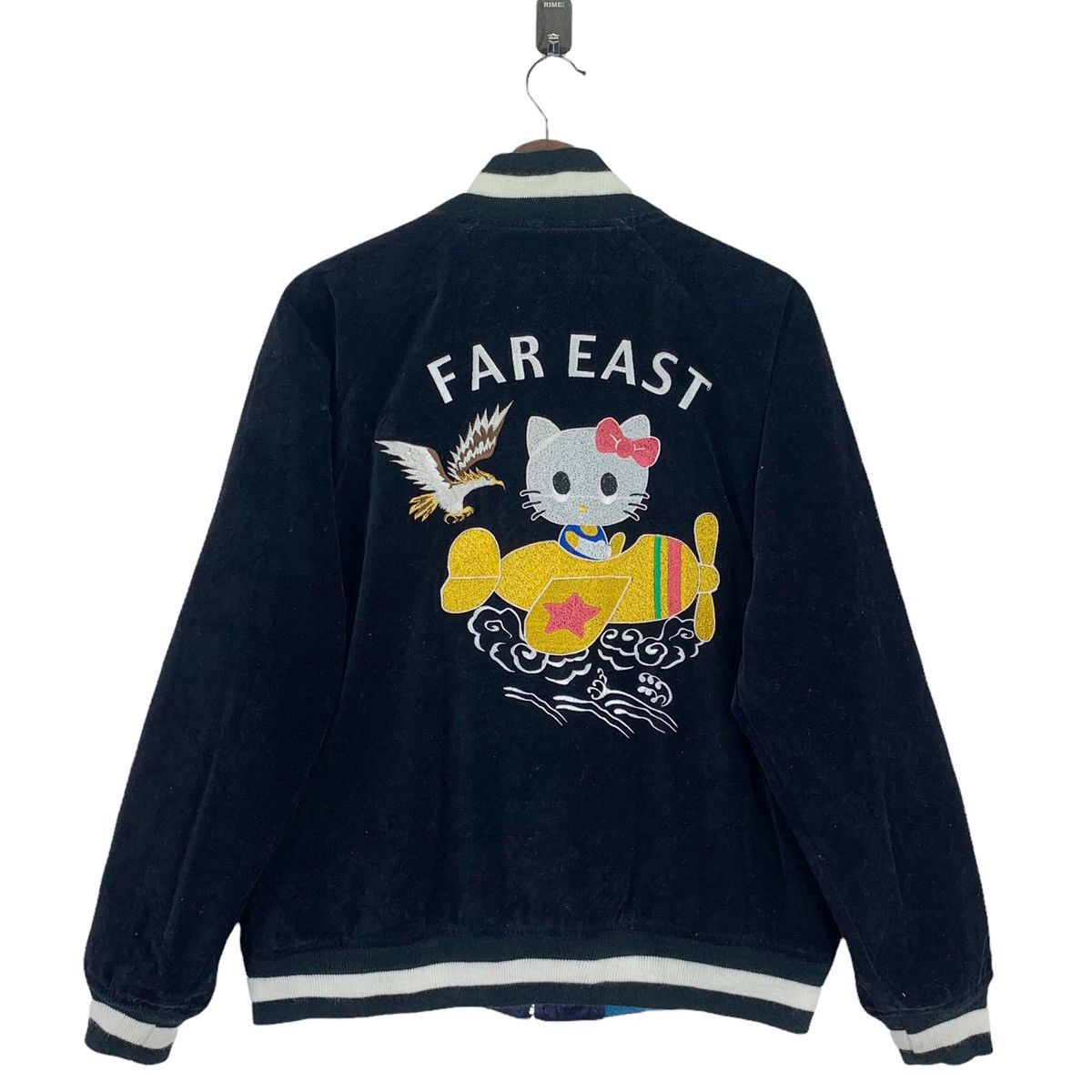 Japanese Brand Vintage Hello Kitty Sukajan Reversible Satin Velvet Jacket Size US M / EU 48-50 / 2 - 1 Thumbnail