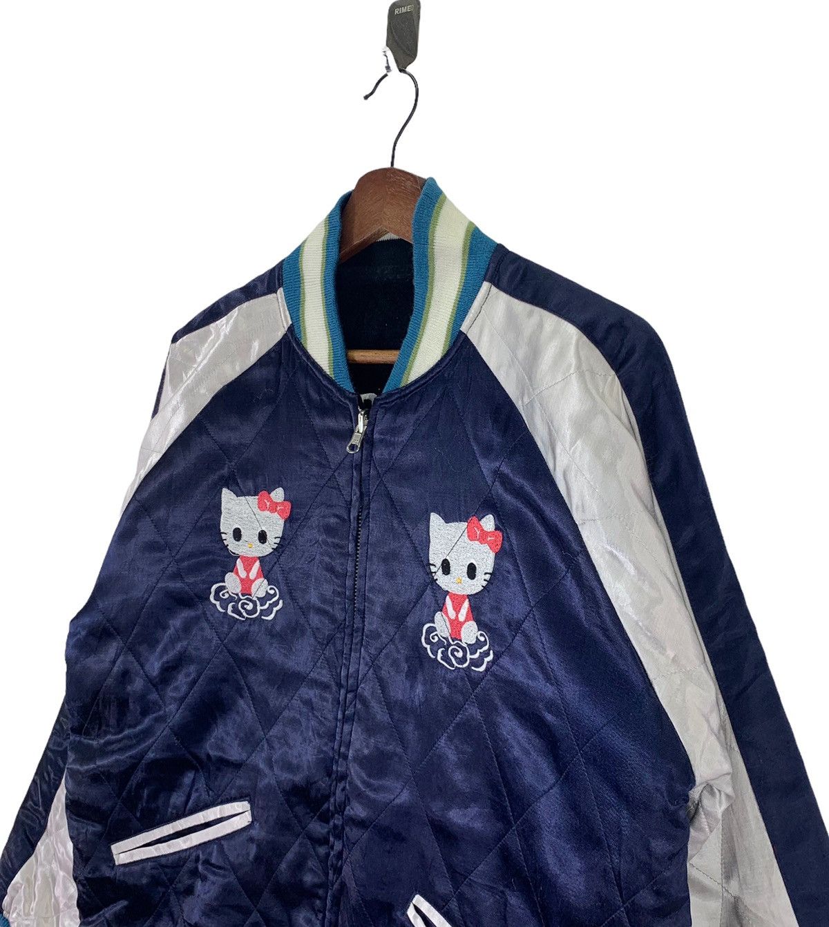 Japanese Brand Vintage Hello Kitty Sukajan Reversible Satin Velvet Jacket Size US M / EU 48-50 / 2 - 12 Thumbnail