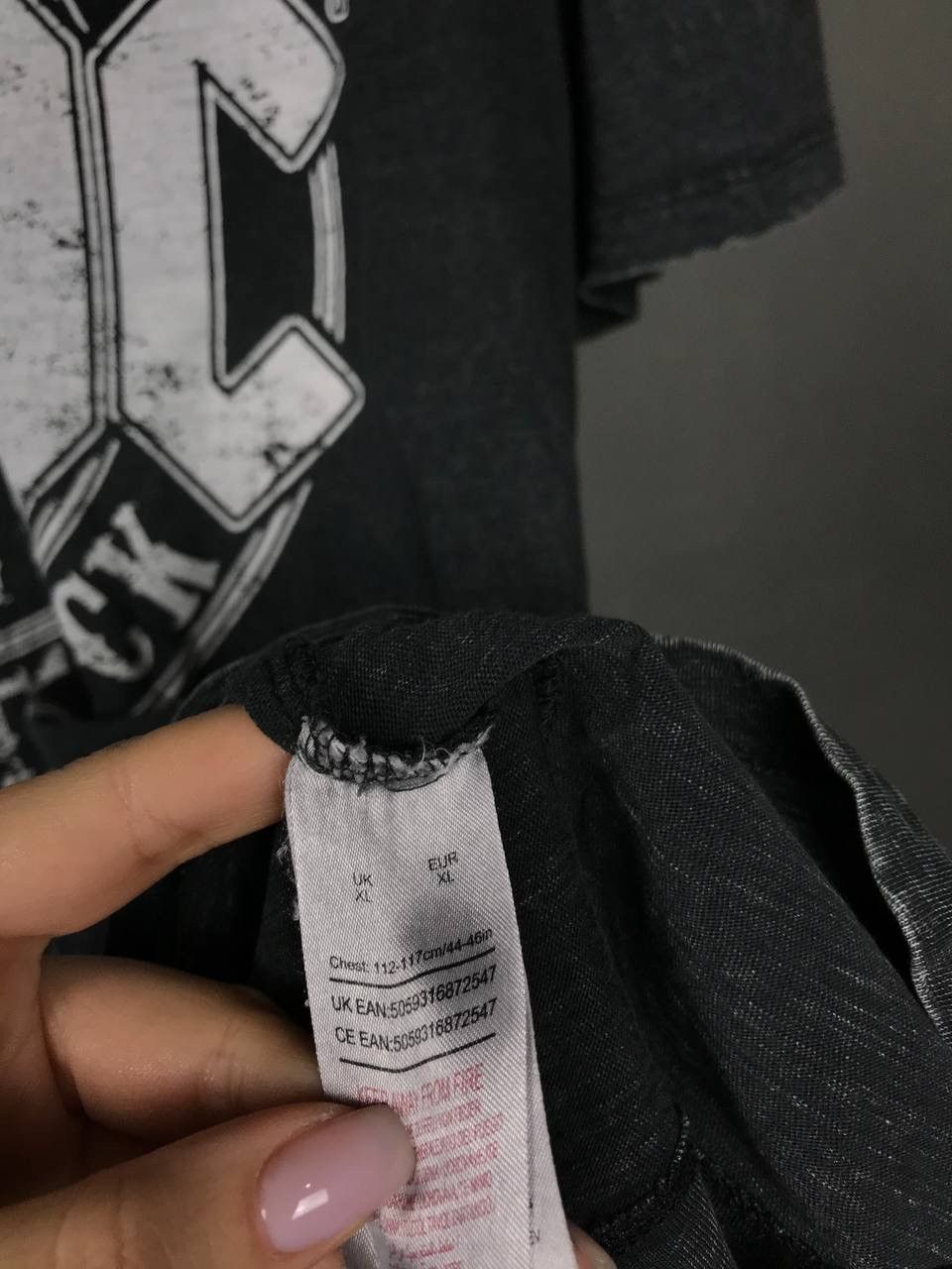 AC/DC × Band Tees × Vintage AC/DC vintage rock band tee Size US XL / EU 56 / 4 - 4 Thumbnail
