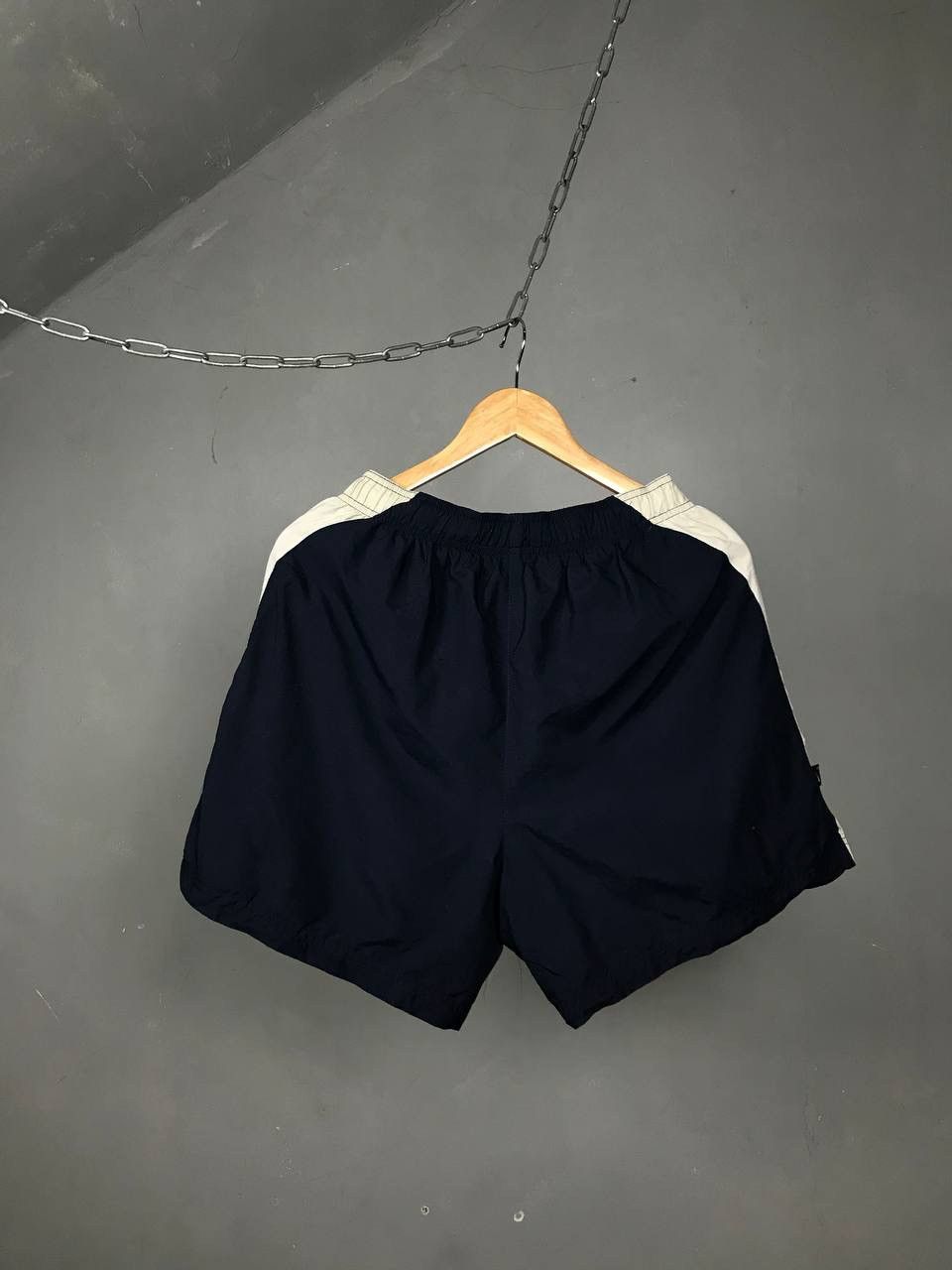 Vintage Nike swoosh streetwear vintage shorts Size US 34 / EU 50 - 6 Thumbnail