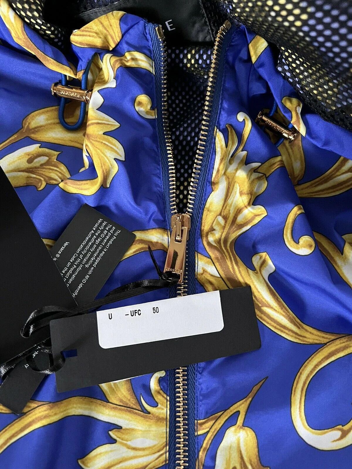 Versace Hooded in Blue Size US M / EU 48-50 / 2 - 11 Thumbnail
