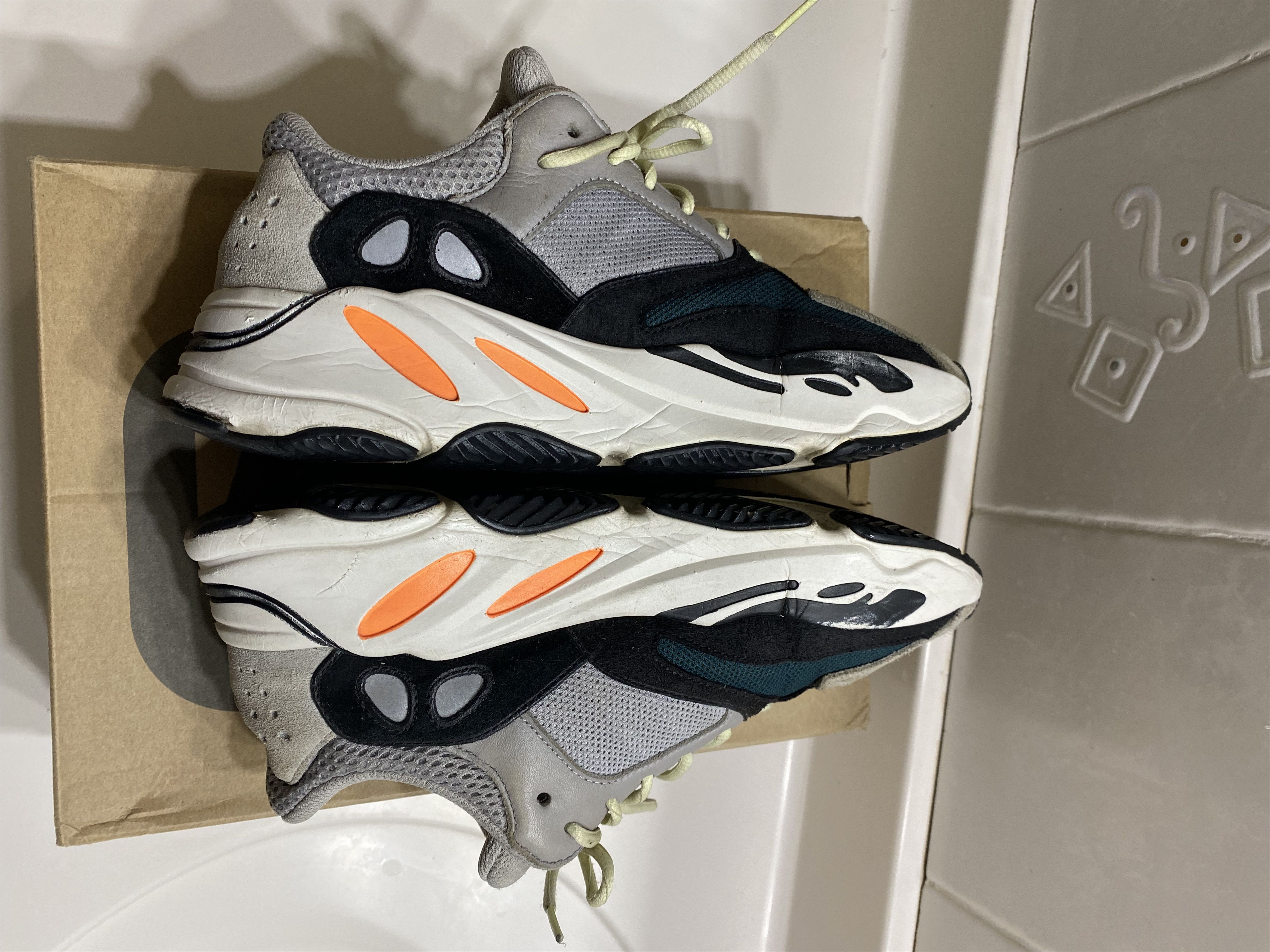 Adidas × Kanye West Yeezy 700 Wave Runner Size US 9 / EU 42 - 5 Thumbnail