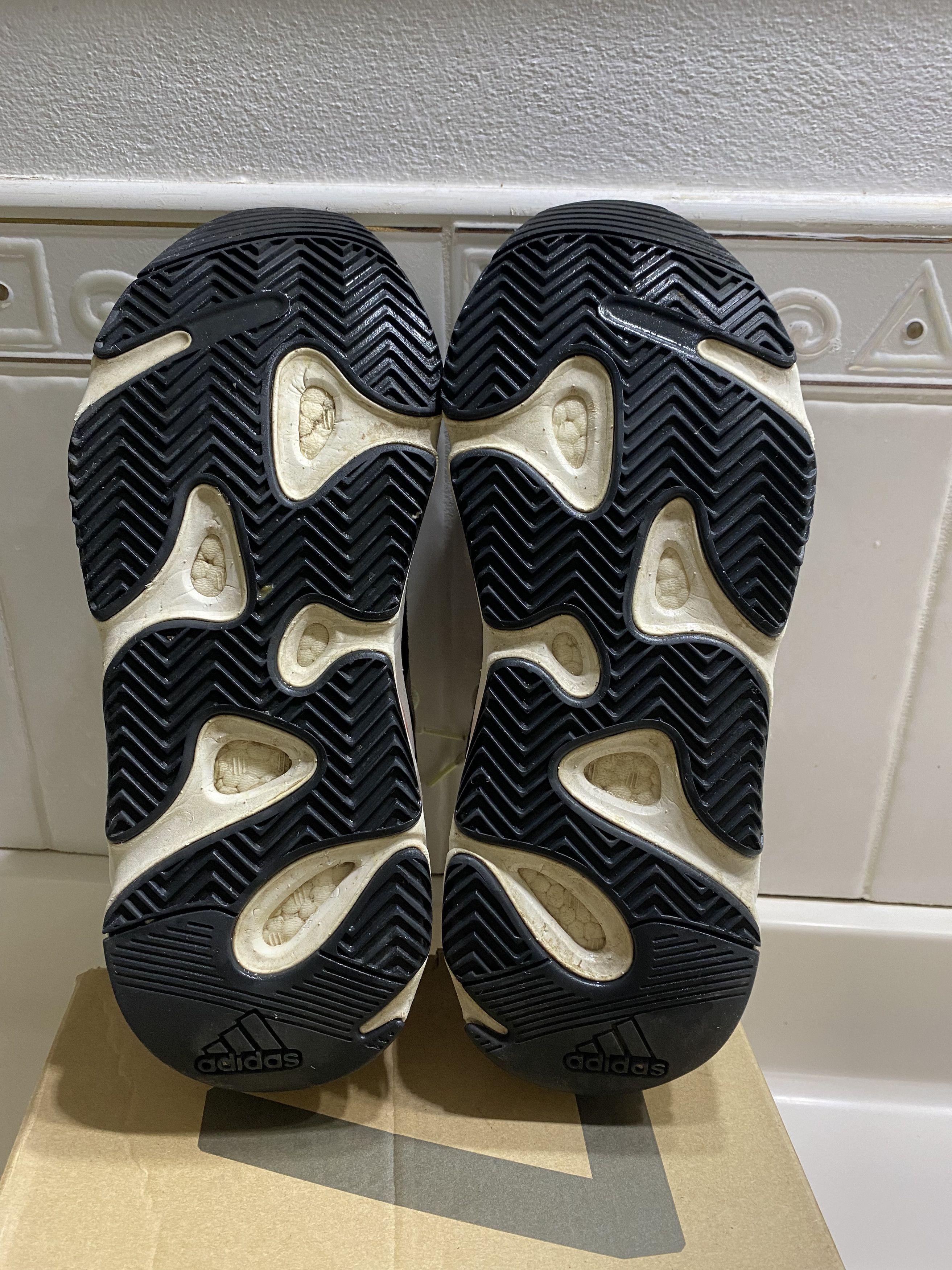 Adidas × Kanye West Yeezy 700 Wave Runner Size US 9 / EU 42 - 7 Thumbnail