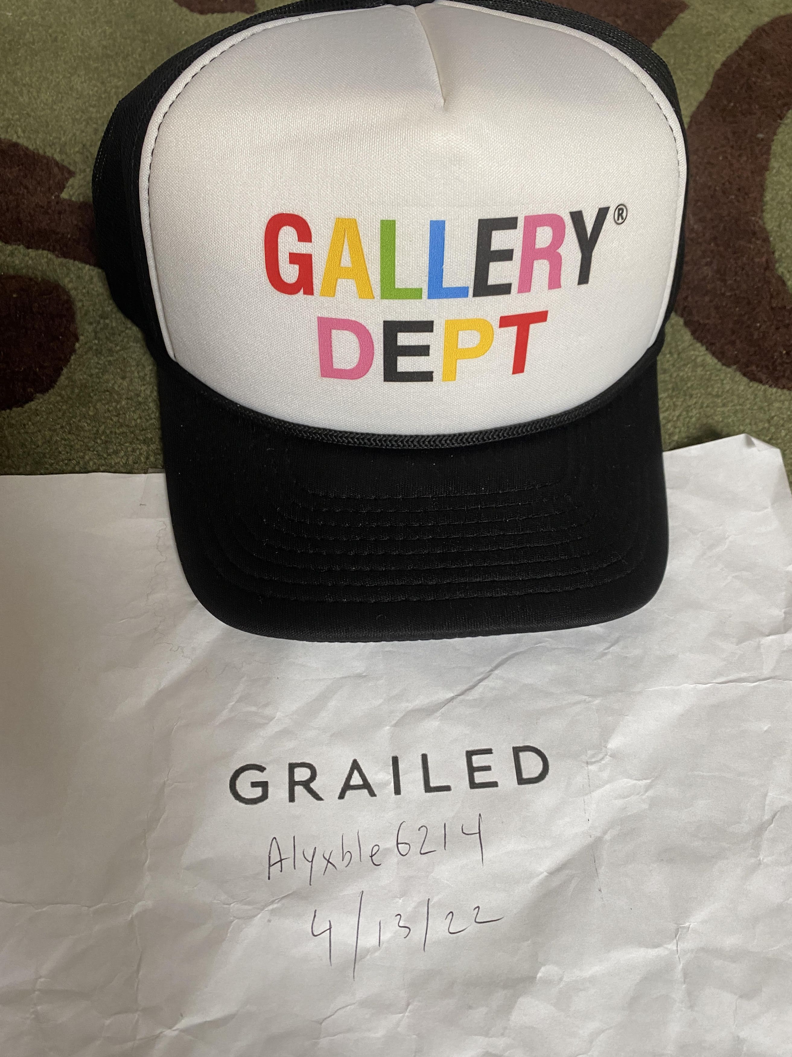 Gallery Dept. Beverly Hills Trucker Hat Black/White