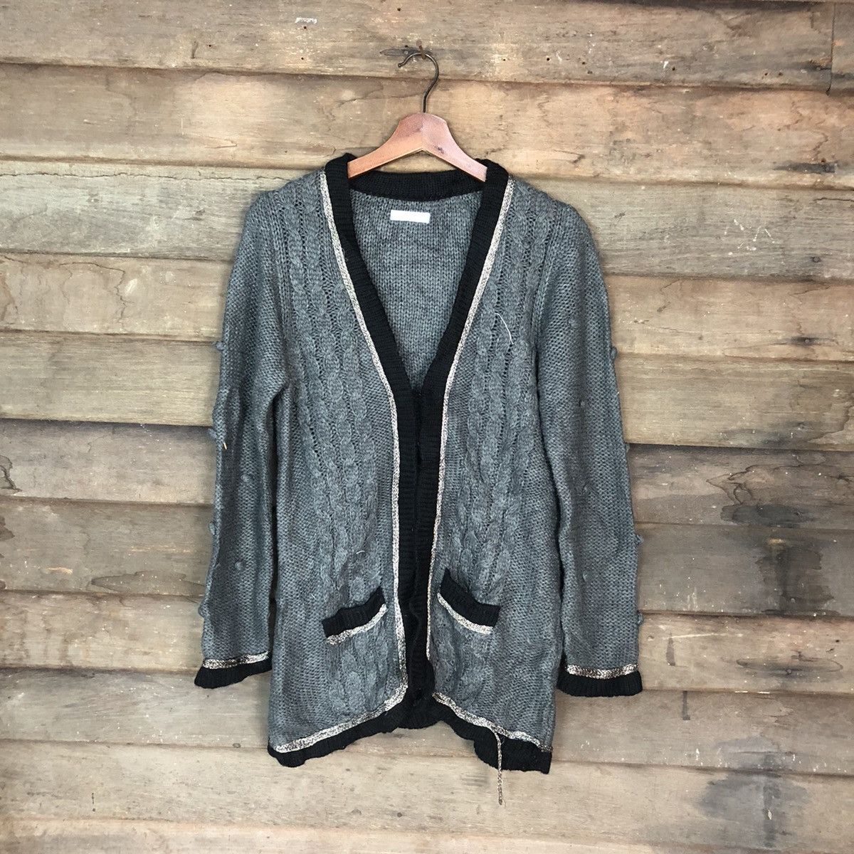 Vintage Free Shop japan knitwear Grey Cardigan #6861 Size US M / EU 48-50 / 2 - 1 Thumbnail