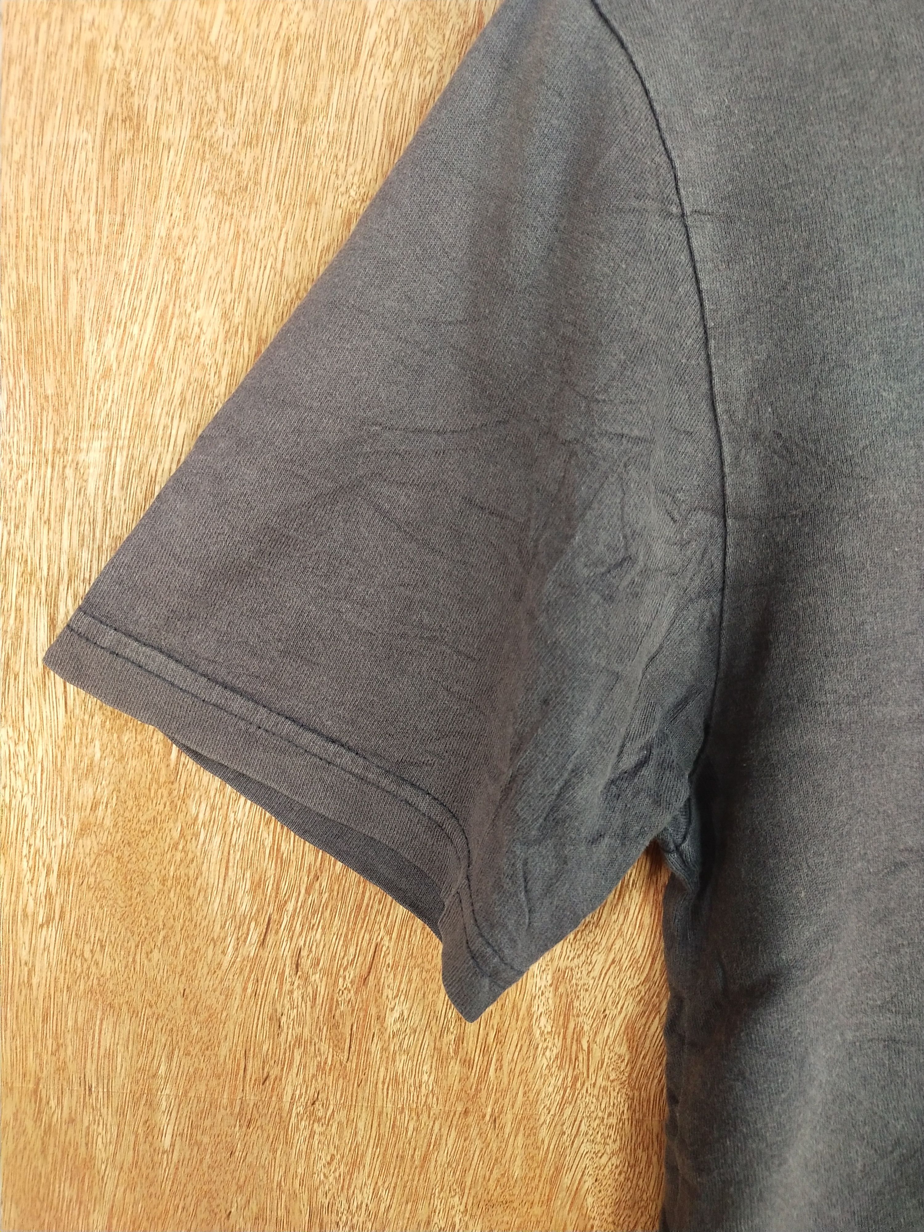 Black Label Burberry black label faded black short sleeve Tshirt #H288 Size US S / EU 44-46 / 1 - 5 Thumbnail